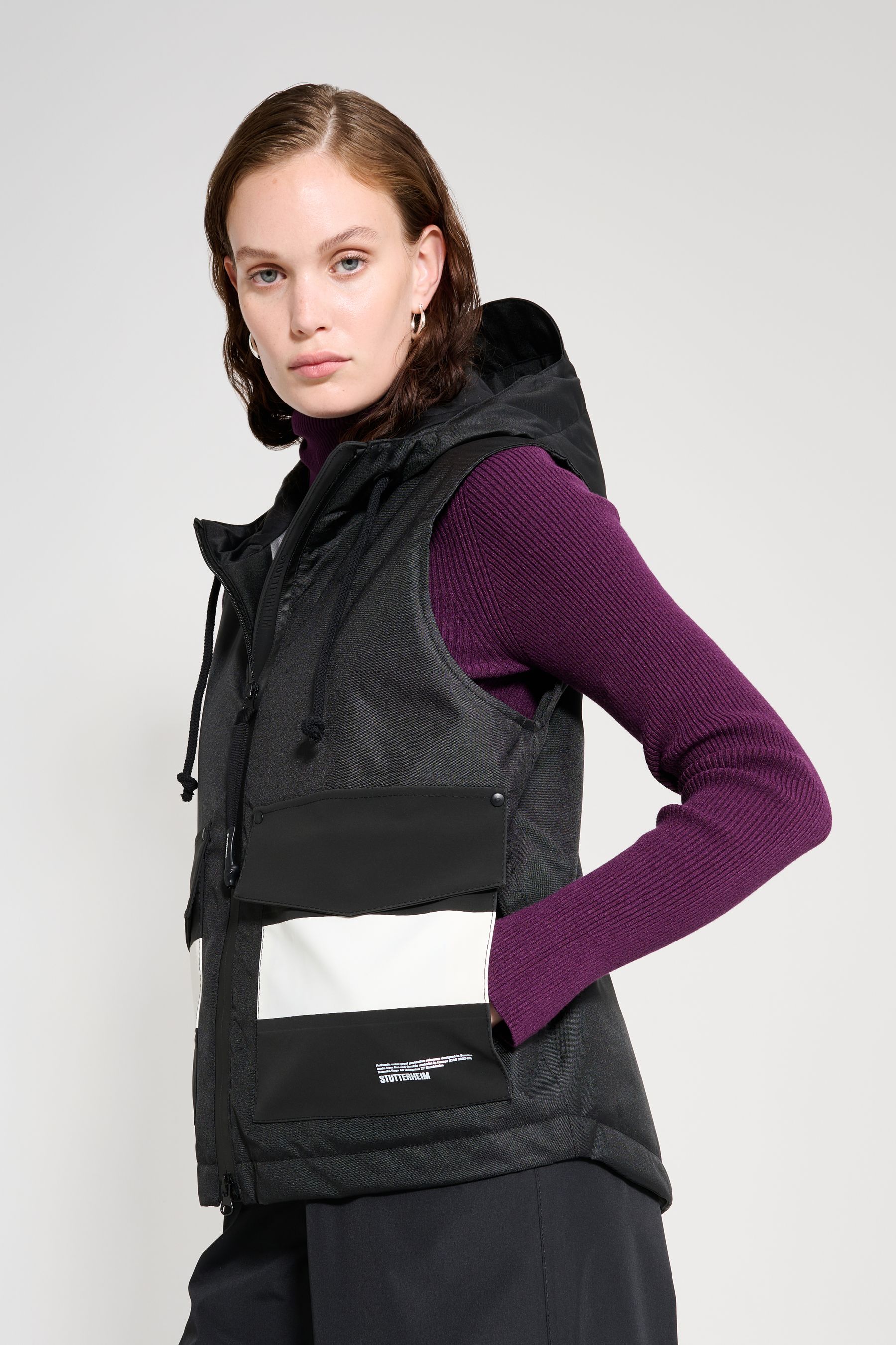 stutterheim abrahamsberg vest black women jackets raincoats