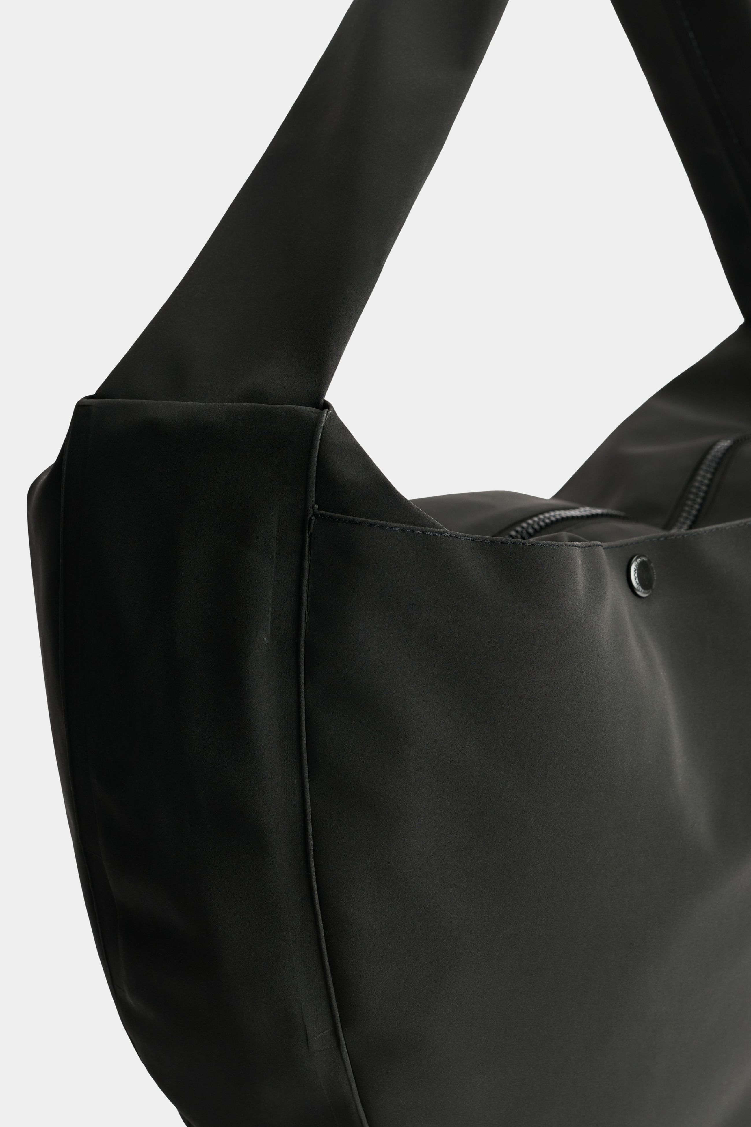 Stutterheim Adam Bag Matte In Black