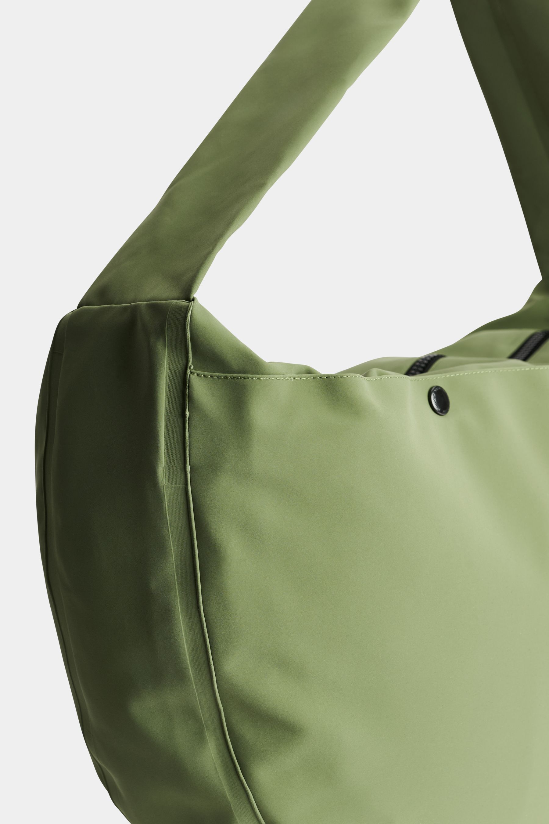 stutterheim adam bag matte dry green accessories bags crossbody-bags