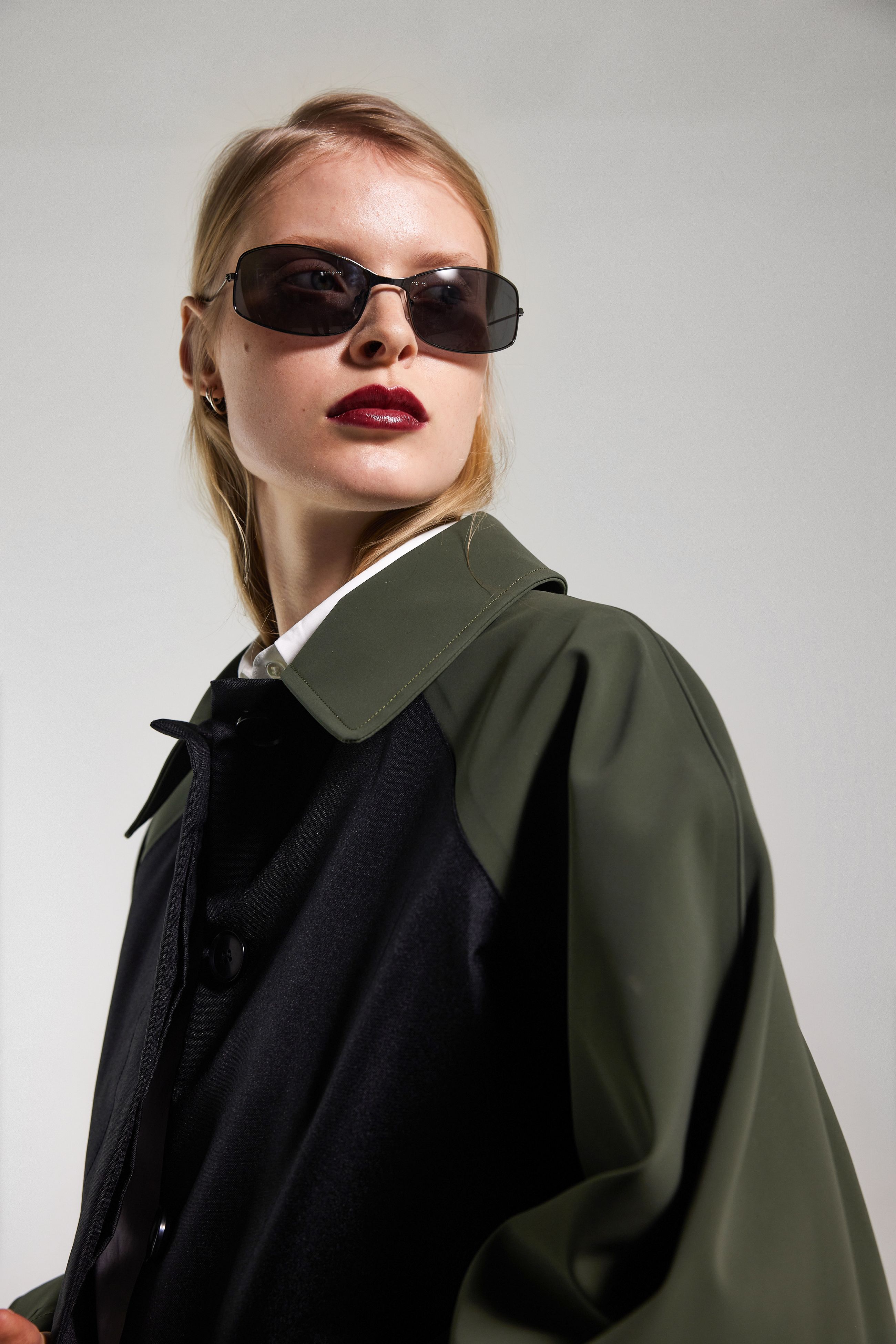 Stutterheim Bandhagen Patch Raincoat In Black