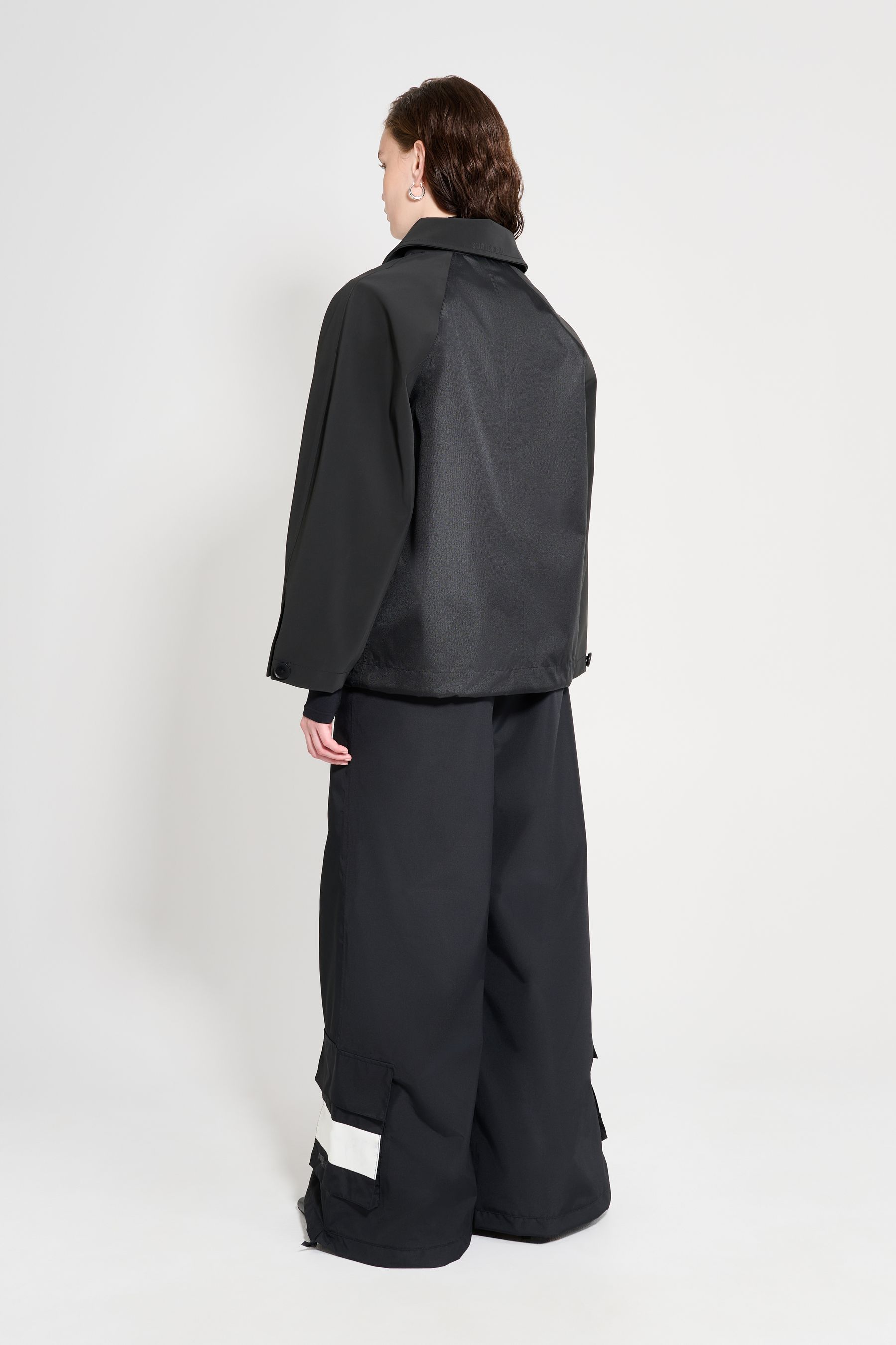 stutterheim bandhagen patch black/black/white women jackets