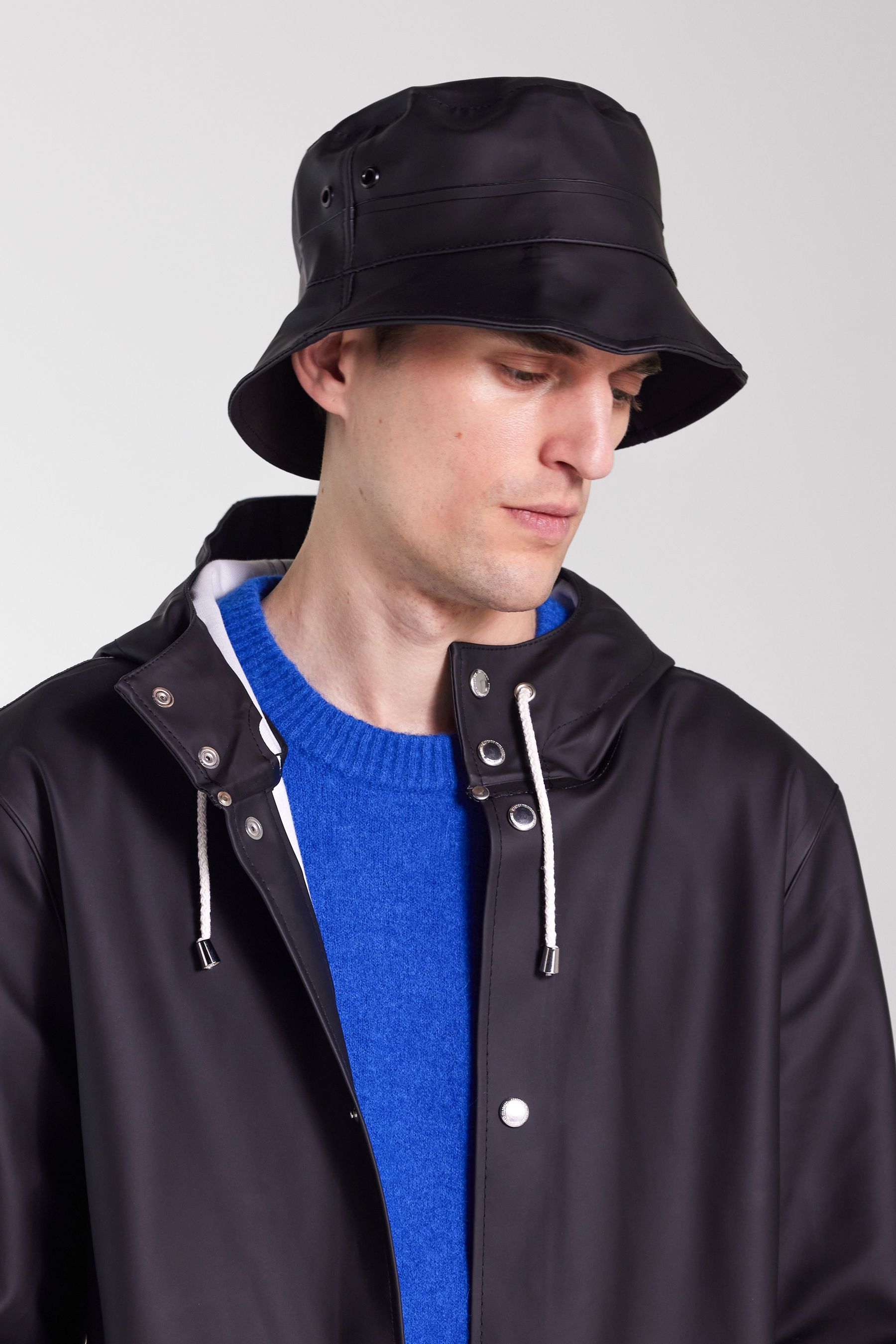 stutterheim beckholmen bucket hat black accessories hats-and-scarves bucket-hats