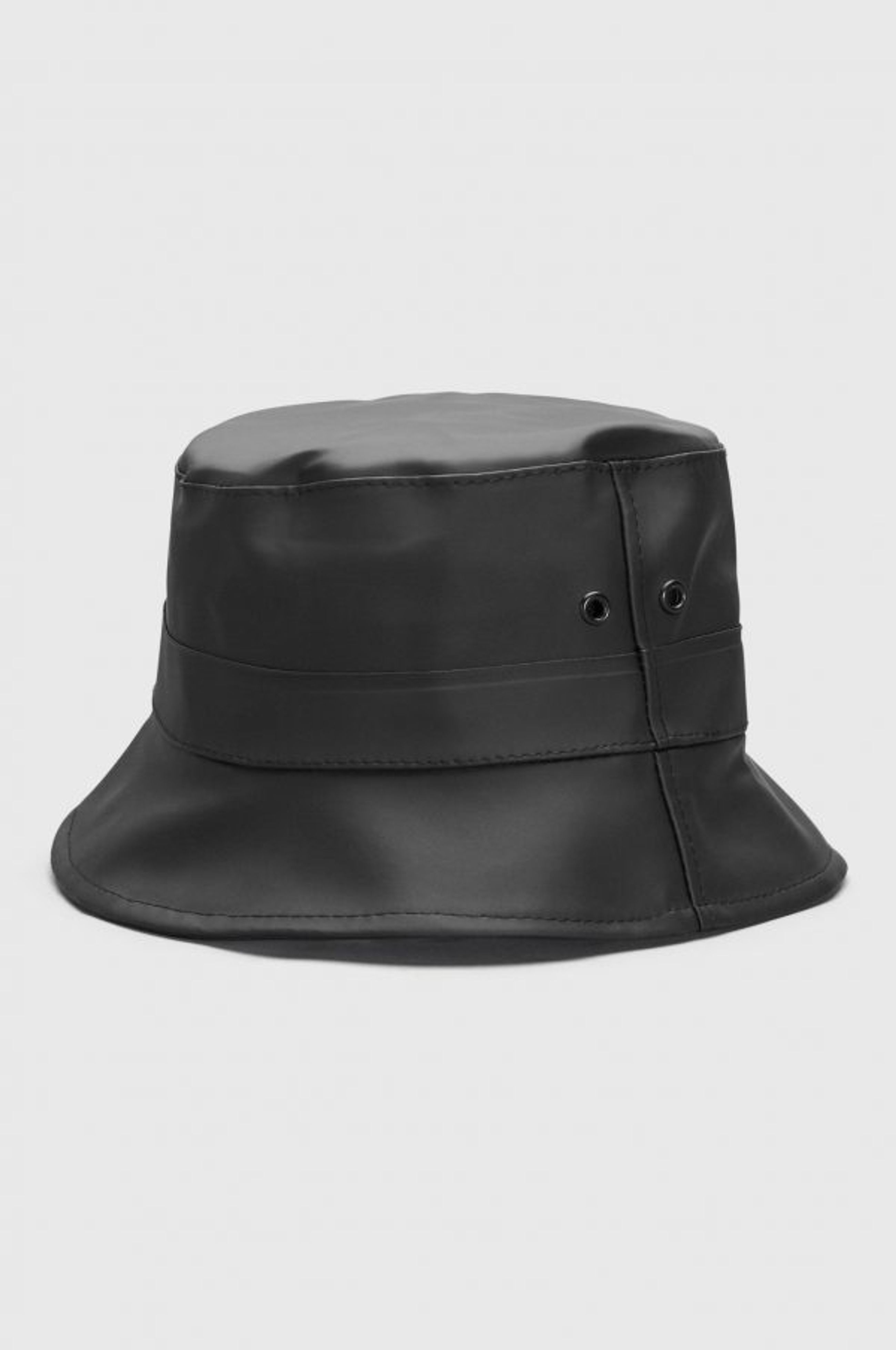 stutterheim beckholmen bucket hat black accessories hats-and-scarves bucket-hats