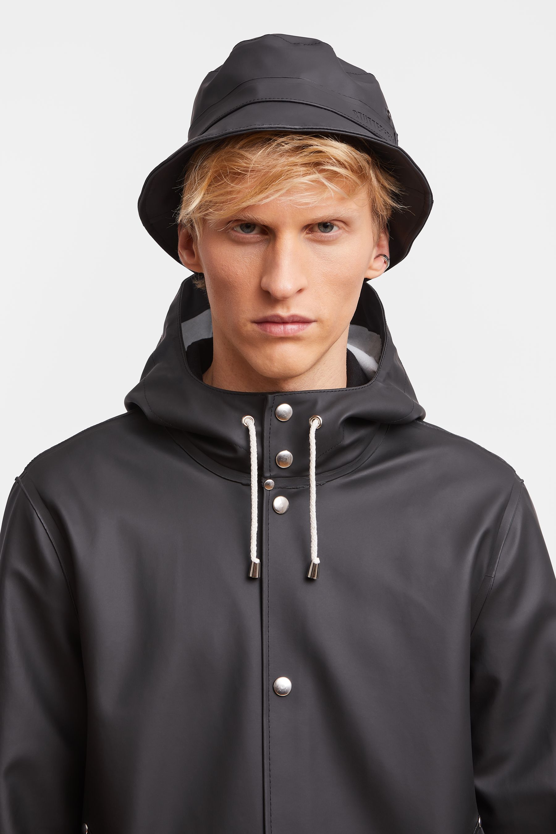 stutterheim beckholmen bucket hat black accessories hats-and-scarves bucket-hats