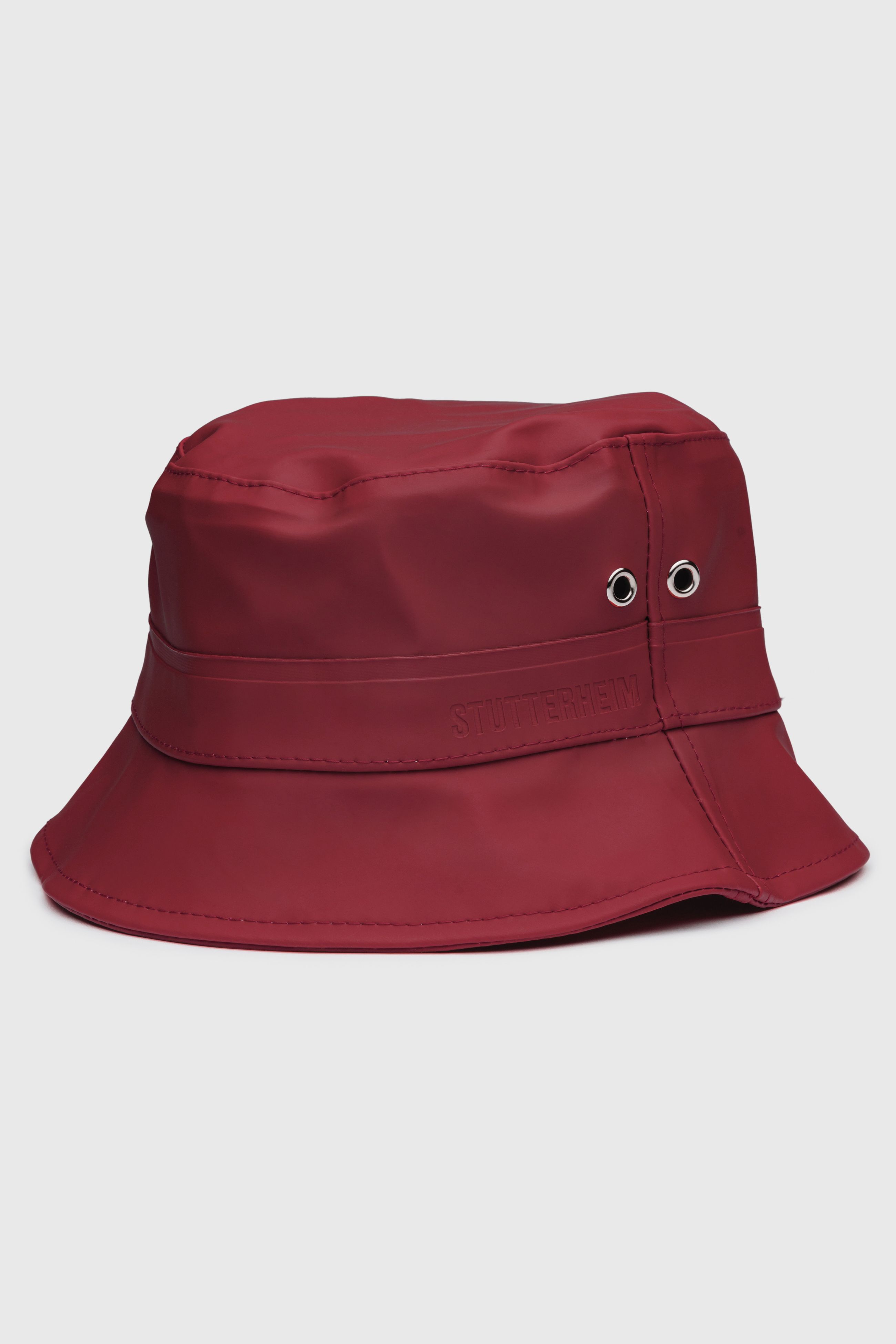 stutterheim beckholmen bucket hat burgundy accessories hats-and-scarves bucket-hats