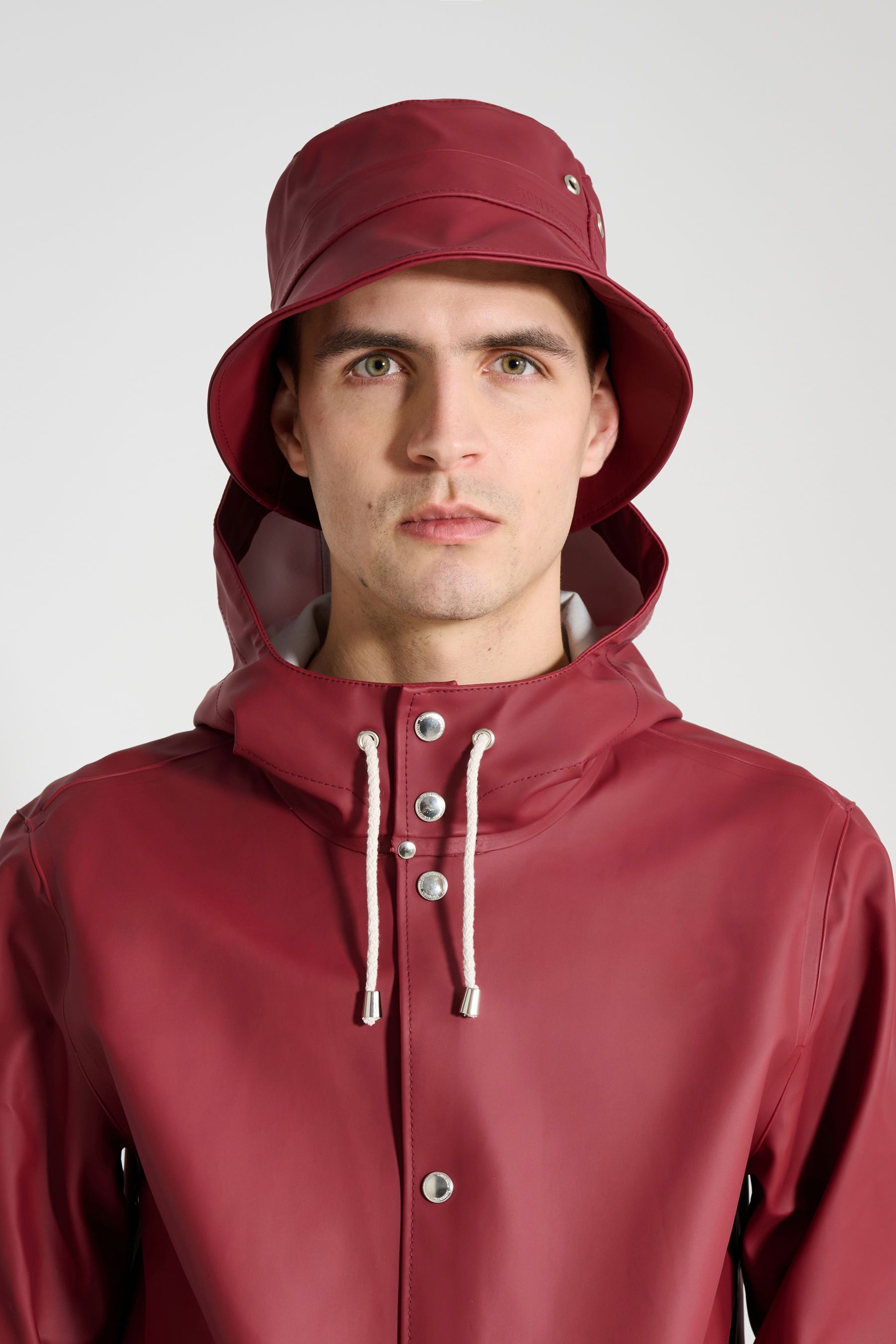 stutterheim beckholmen bucket hat burgundy accessories hats-and-scarves bucket-hats