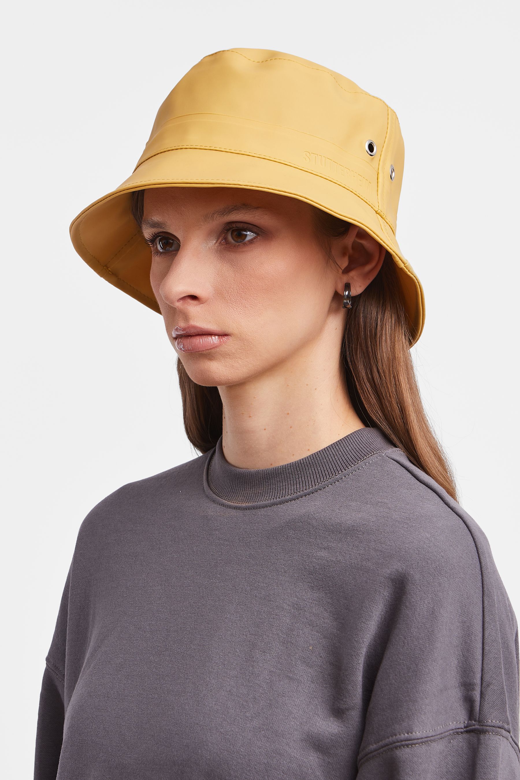 stutterheim beckholmen bucket hat chai accessories hats-and-scarves bucket-hats