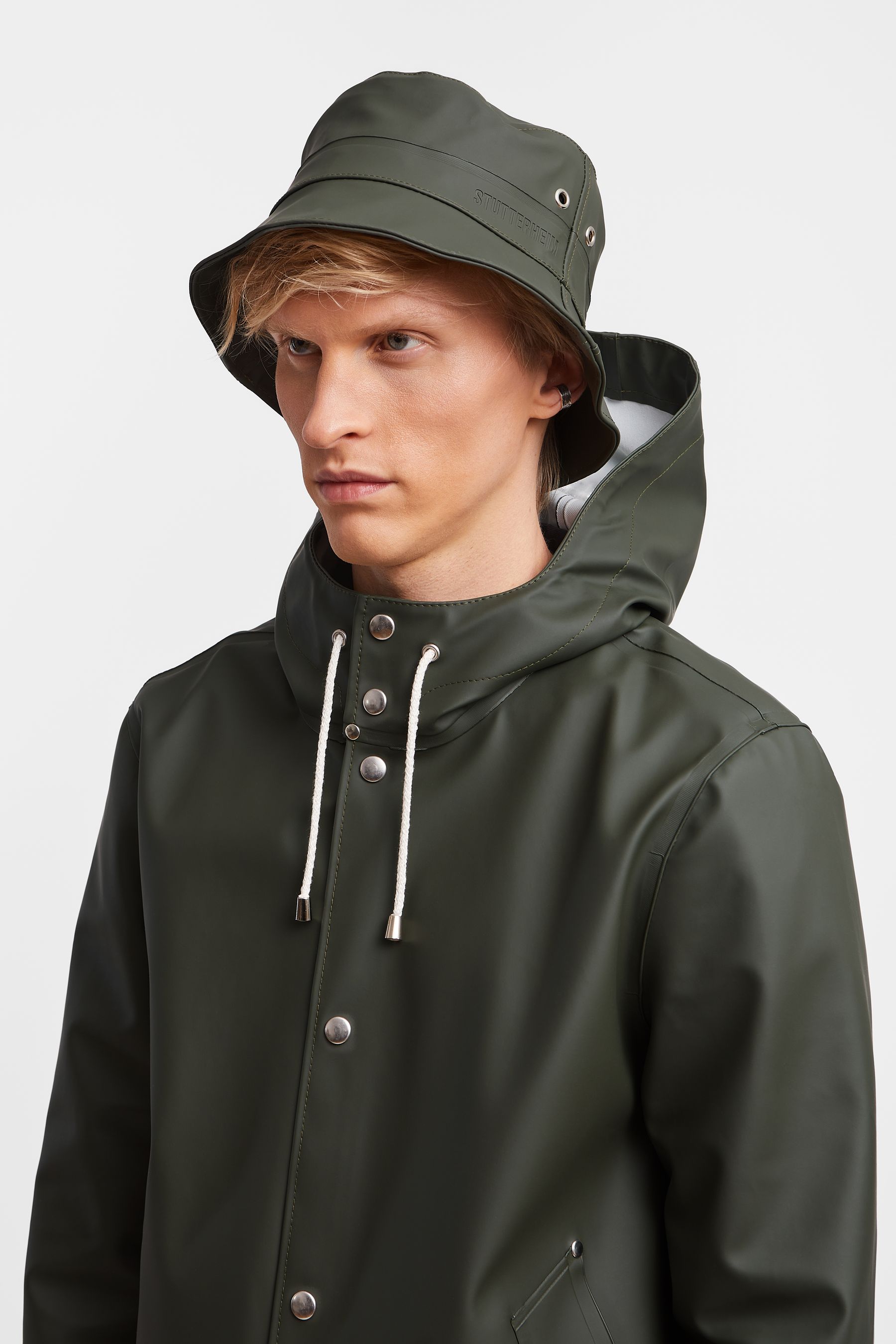 stutterheim beckholmen bucket hat green accessories hats-and-scarves bucket-hats