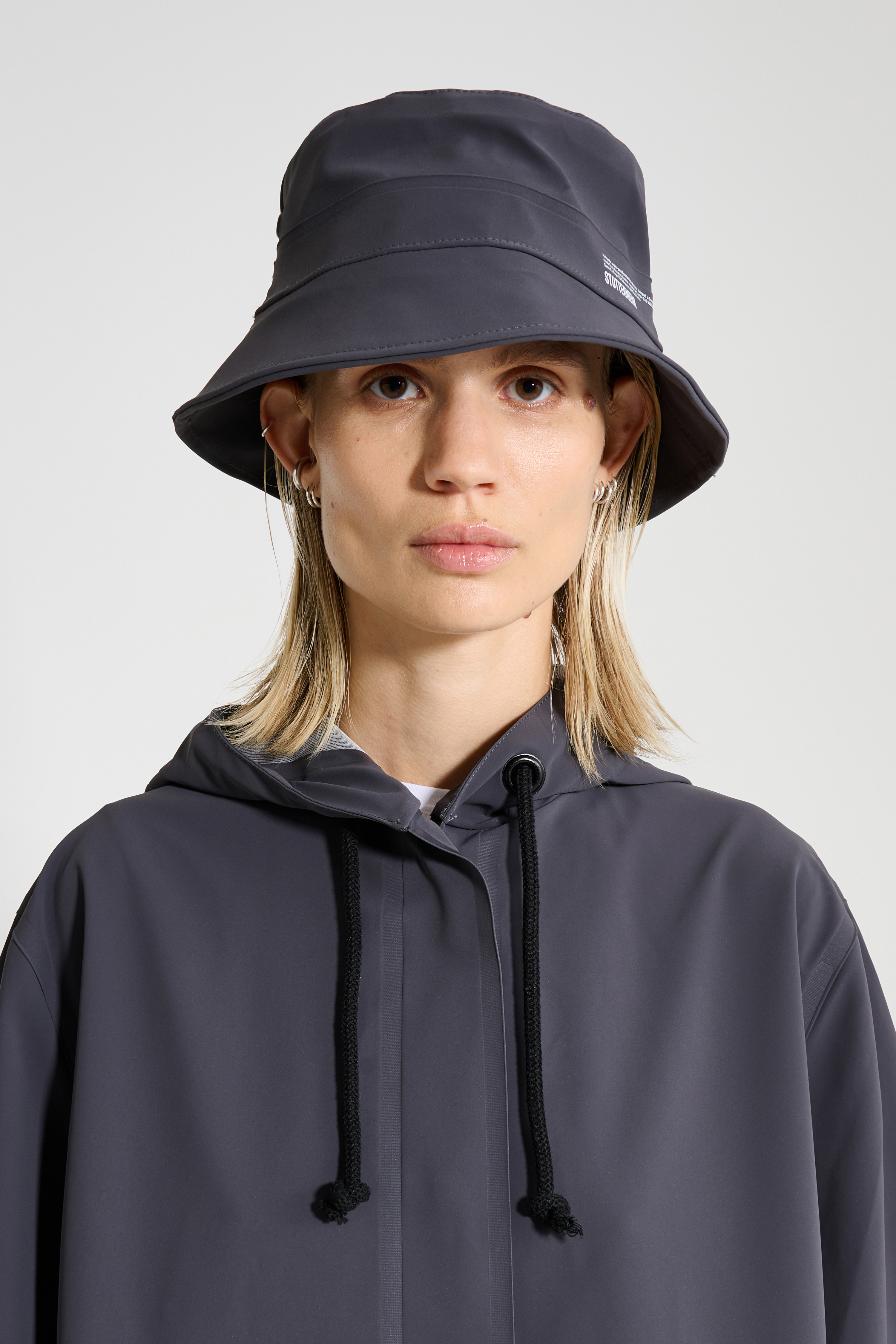 NEW STUTTERHEIM Beckholmen Opal Rain Bucket Hat coated pvc Black Size small Beckholmen Bucket Hat Navy | STUTTERHEIM US main image 2