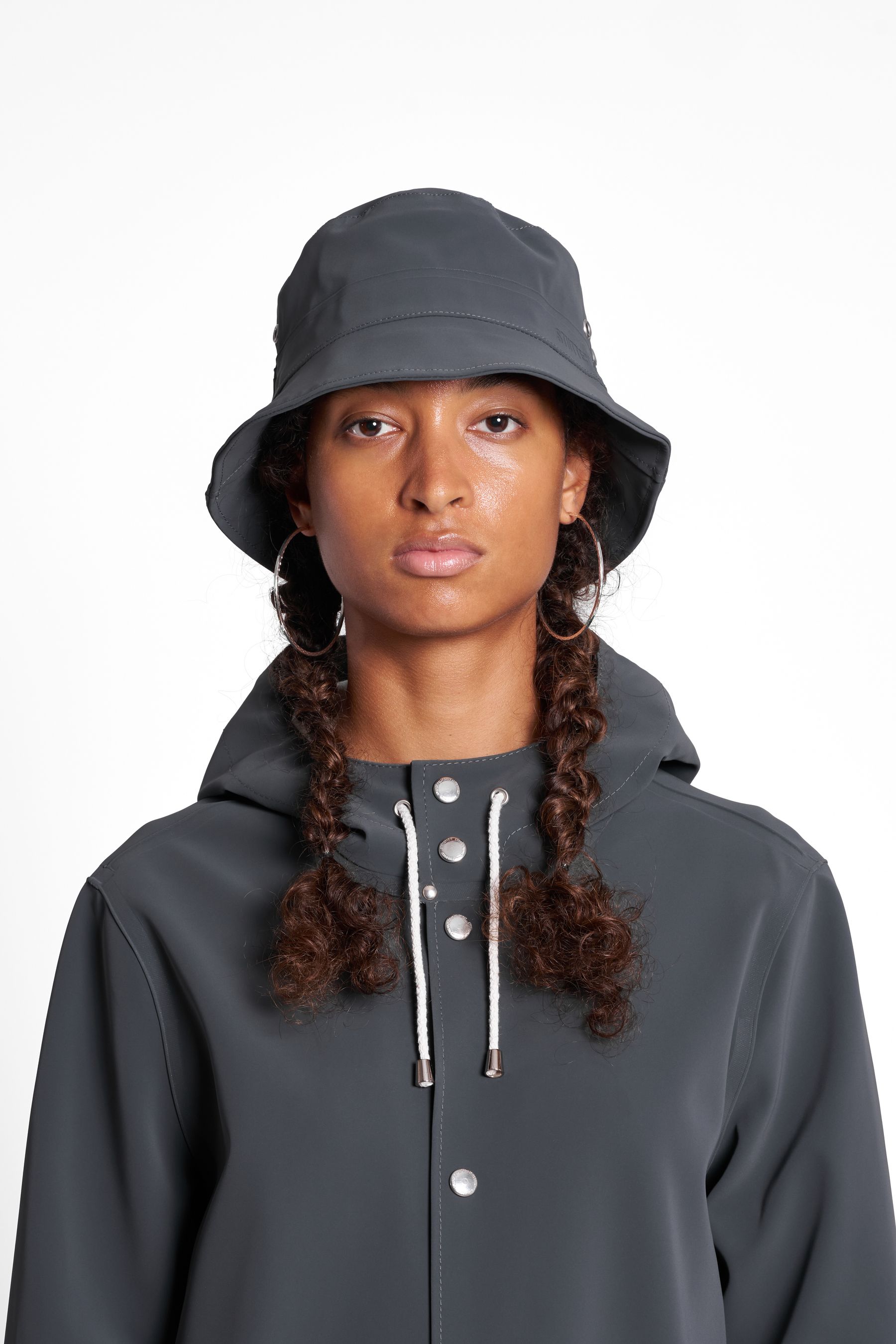 stutterheim beckholmen matte bucket hat charcoal accessories hats-and-scarves bucket-hats