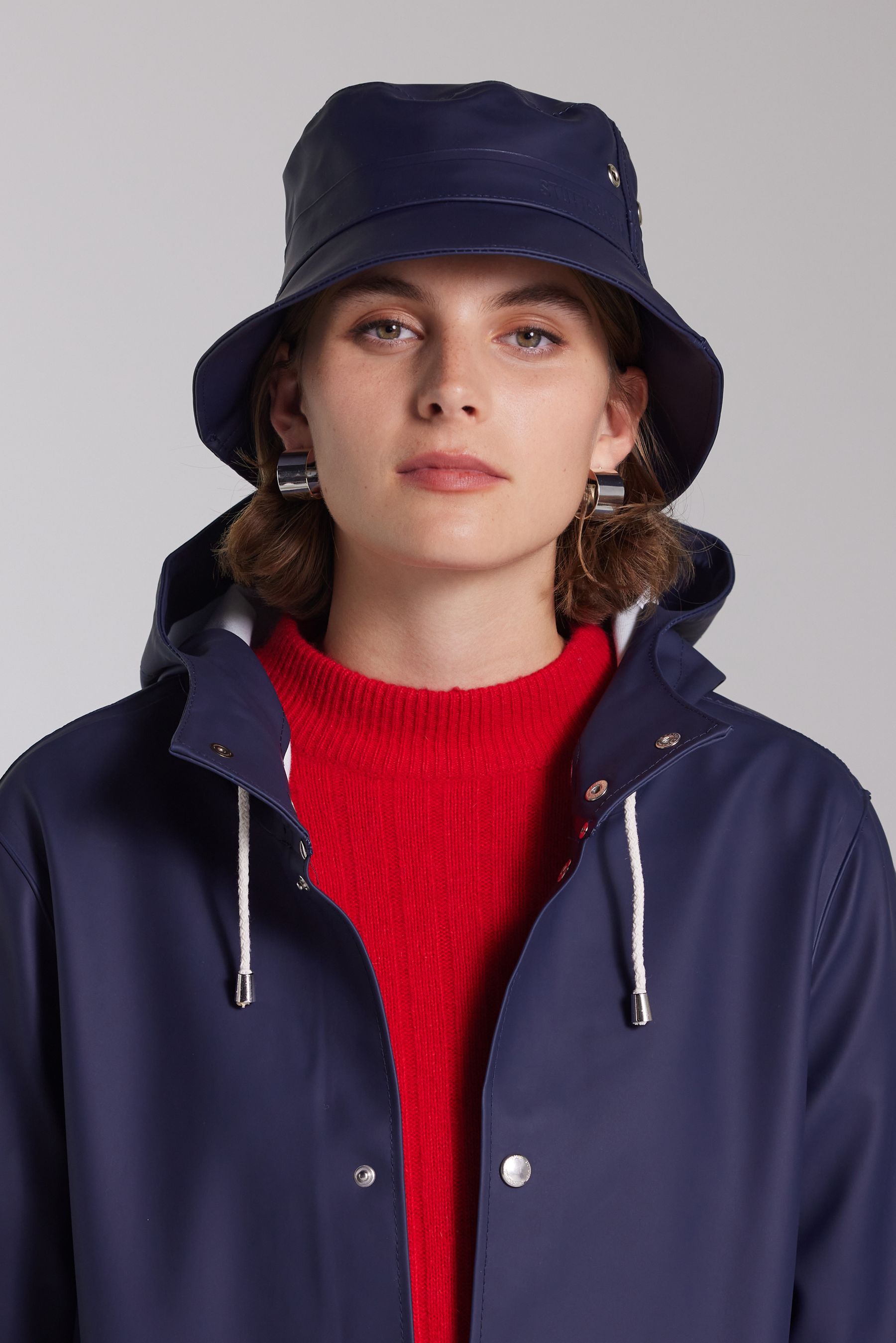 stutterheim beckholmen bucket hat navy accessories hats-and-scarves bucket-hats