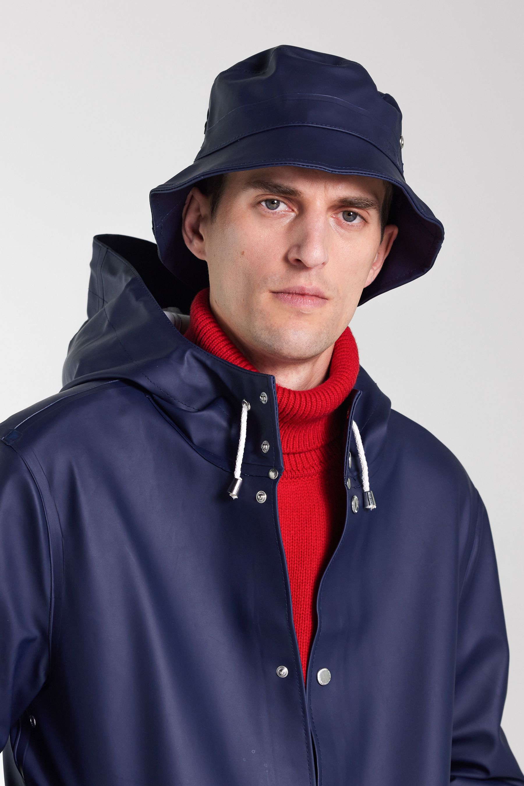 stutterheim beckholmen bucket hat navy accessories hats-and-scarves bucket-hats