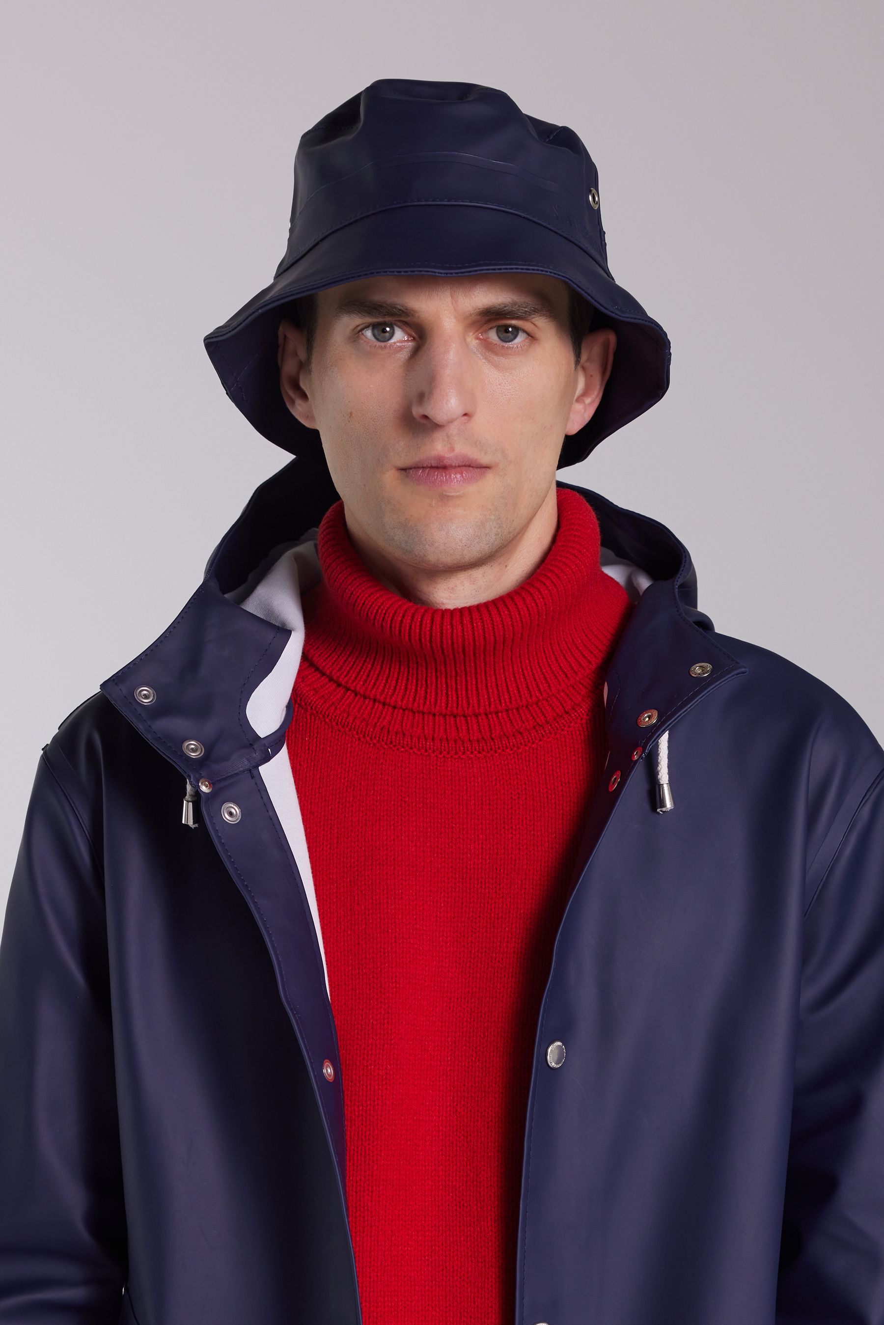 stutterheim beckholmen bucket hat navy accessories hats-and-scarves bucket-hats