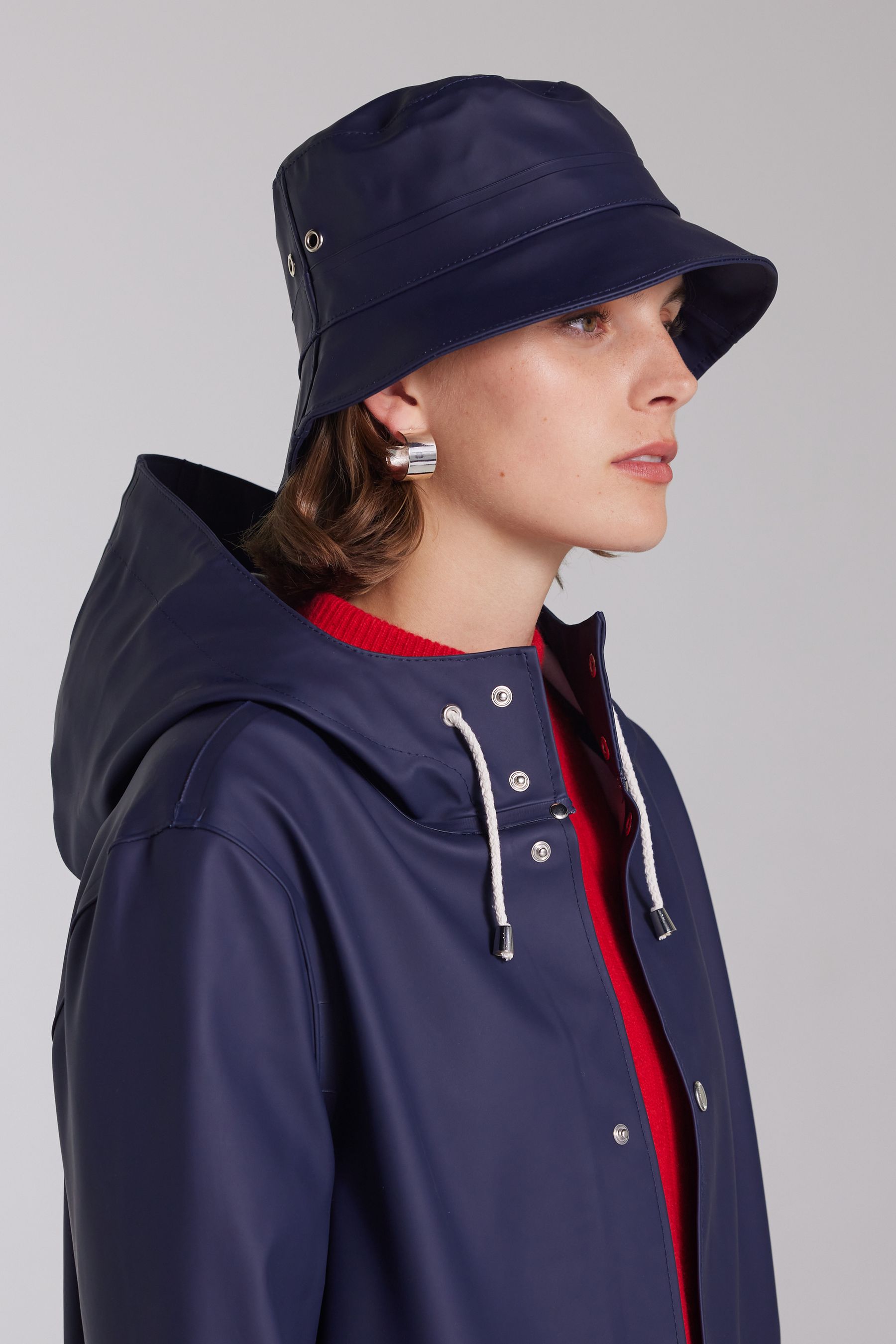 stutterheim beckholmen bucket hat navy accessories hats-and-scarves bucket-hats