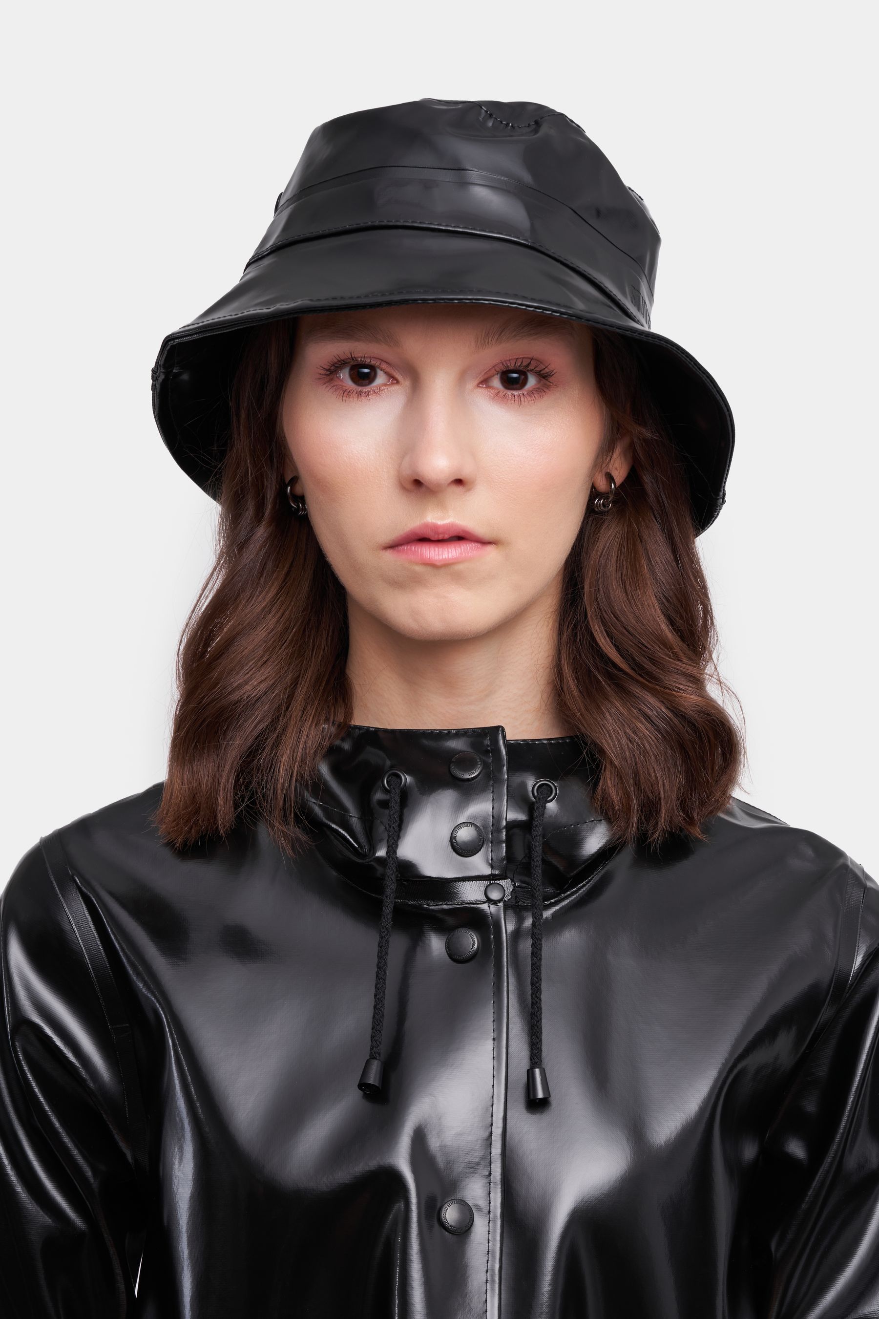 stutterheim beckholmen opal bucket hat black accessories hats-and-scarves bucket-hats