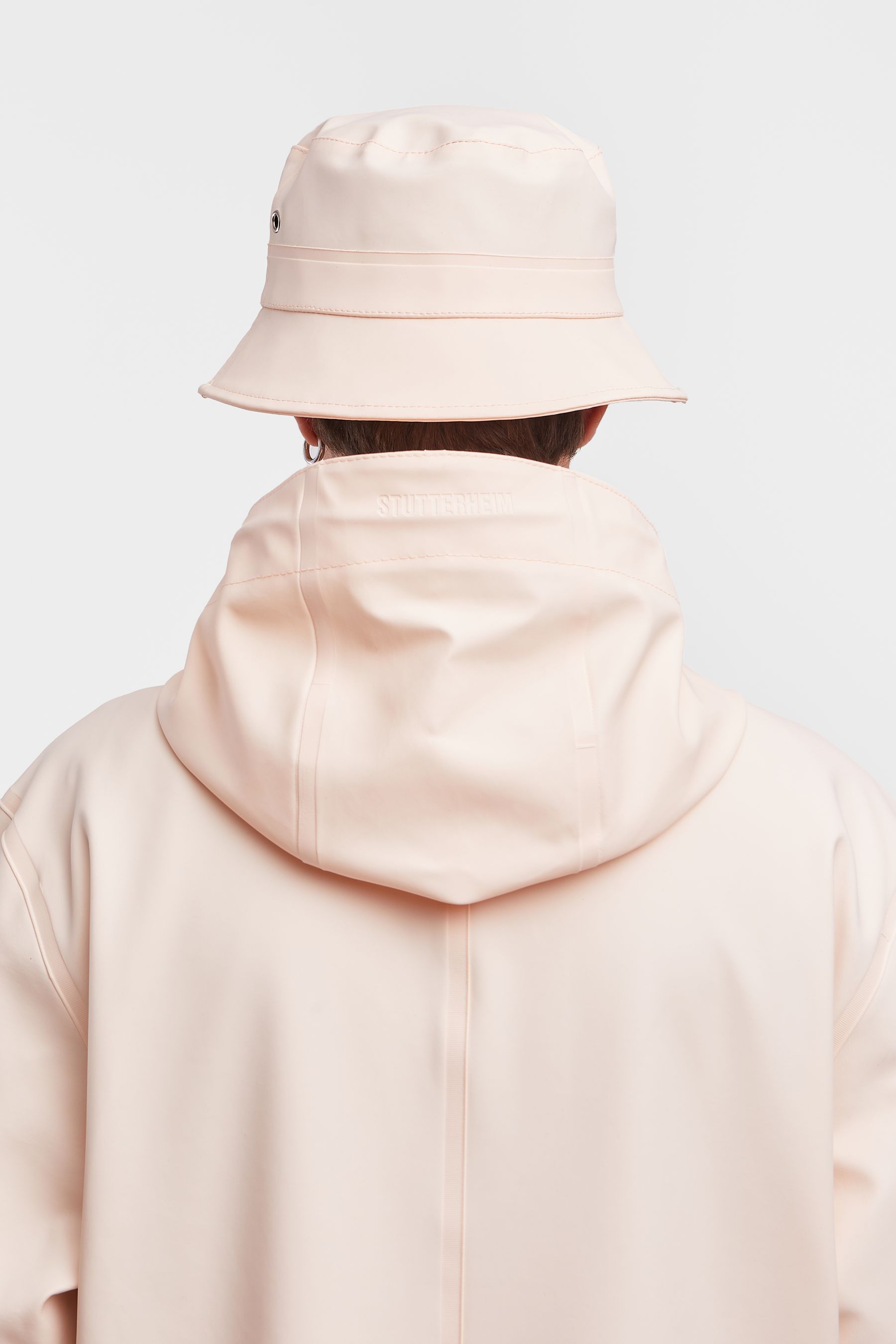 stutterheim beckholmen bucket hat peach accessories hats-and-scarves bucket-hats