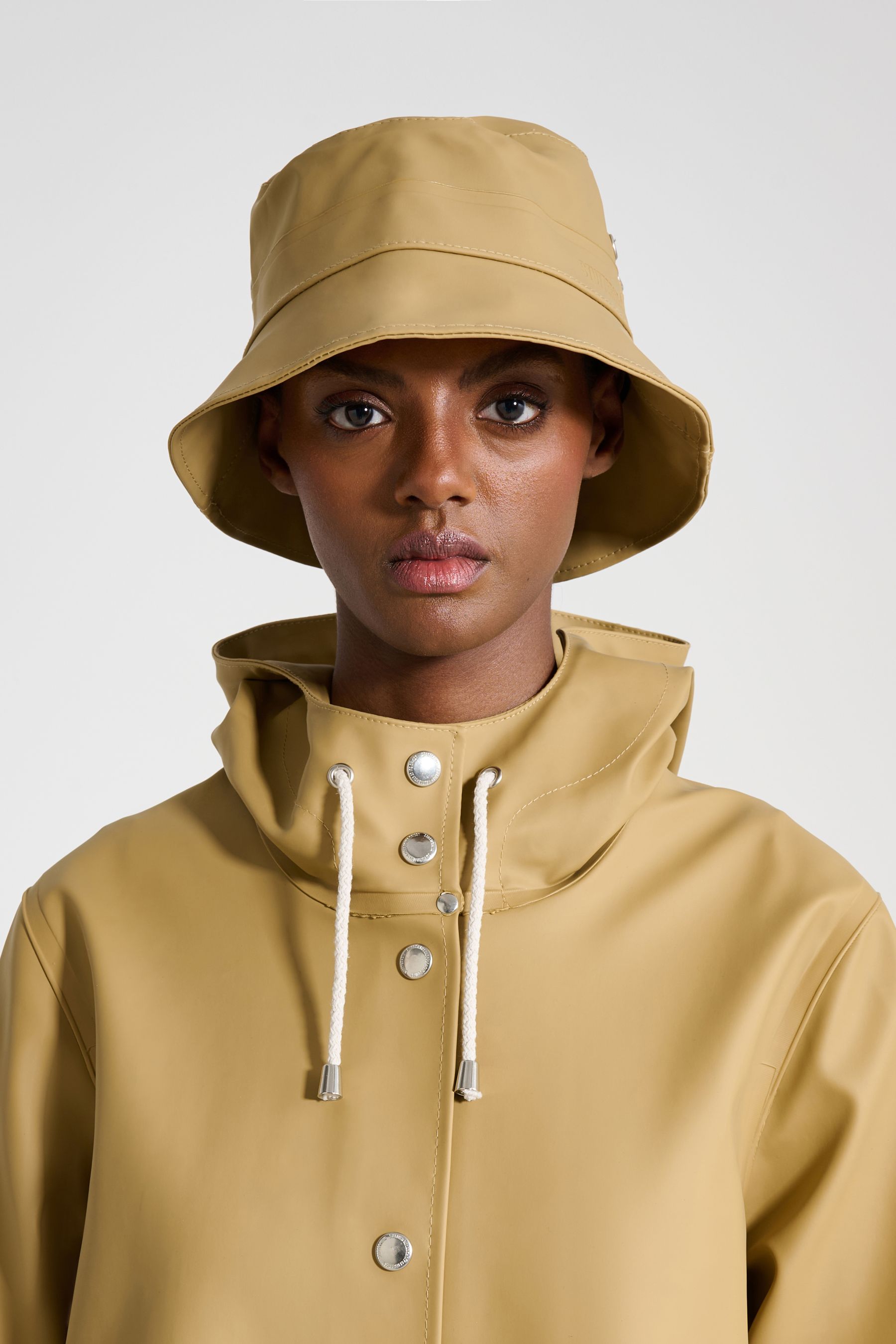 stutterheim beckholmen bucket hat sand accessories hats-and-scarves bucket-hats