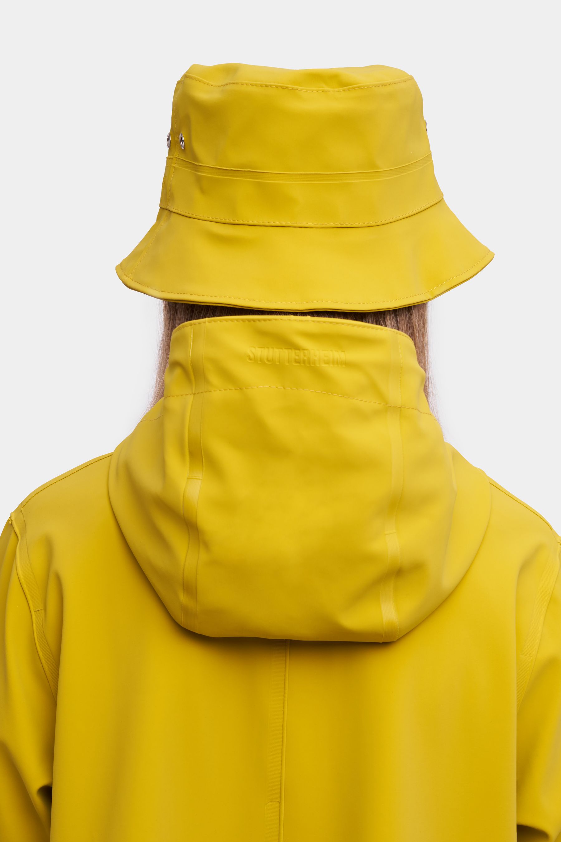 stutterheim beckholmen matte bucket hat gold accessories hats-and-scarves bucket-hats