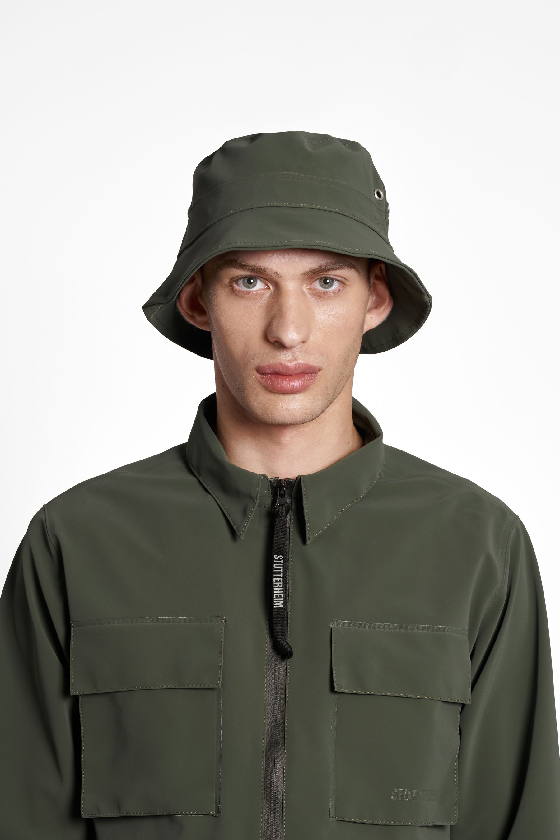 stutterheim beckholmen matte bucket hat green accessories hats-and-scarves bucket-hats