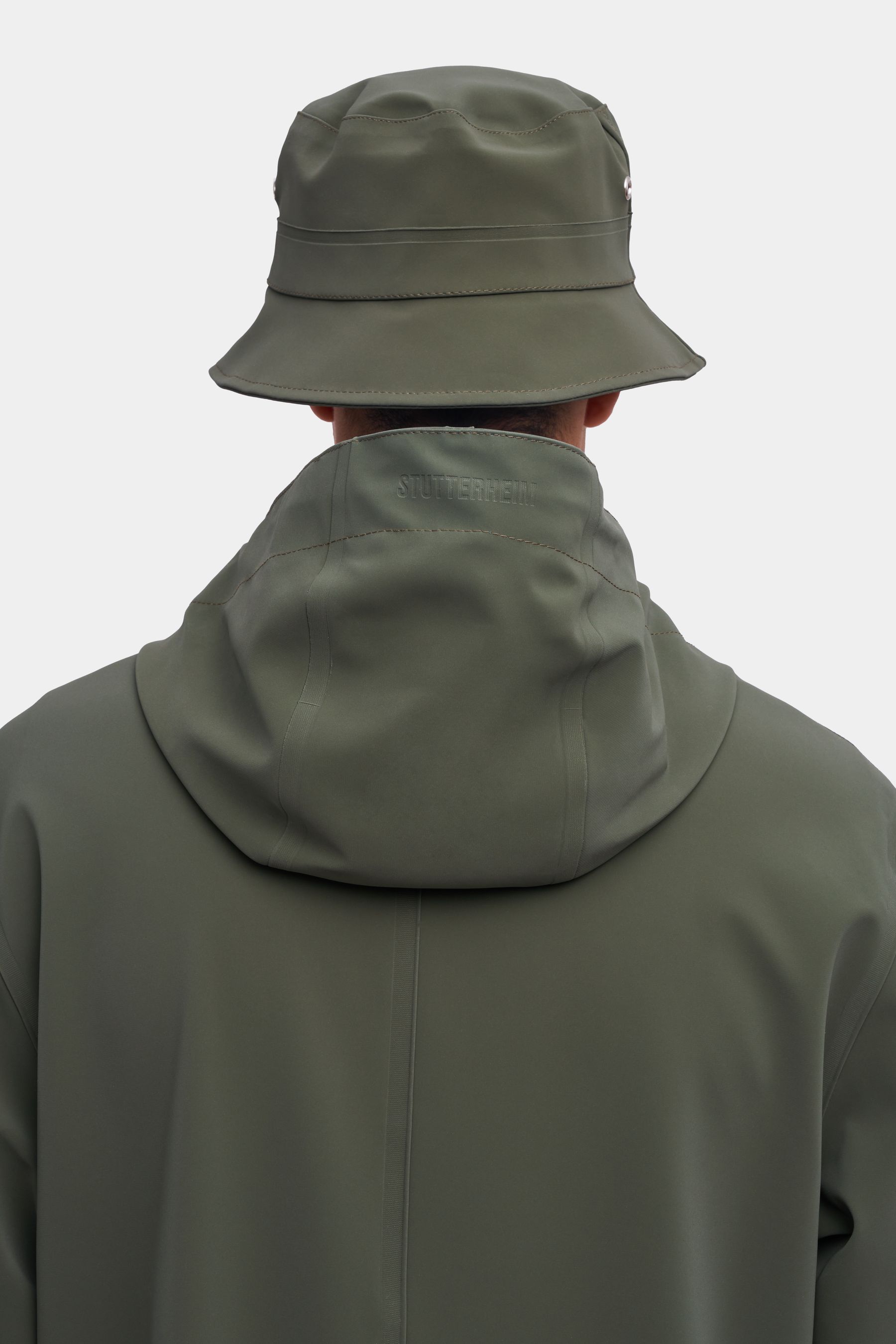 stutterheim beckholmen matte bucket hat dark green accessories hats-and-scarves bucket-hats