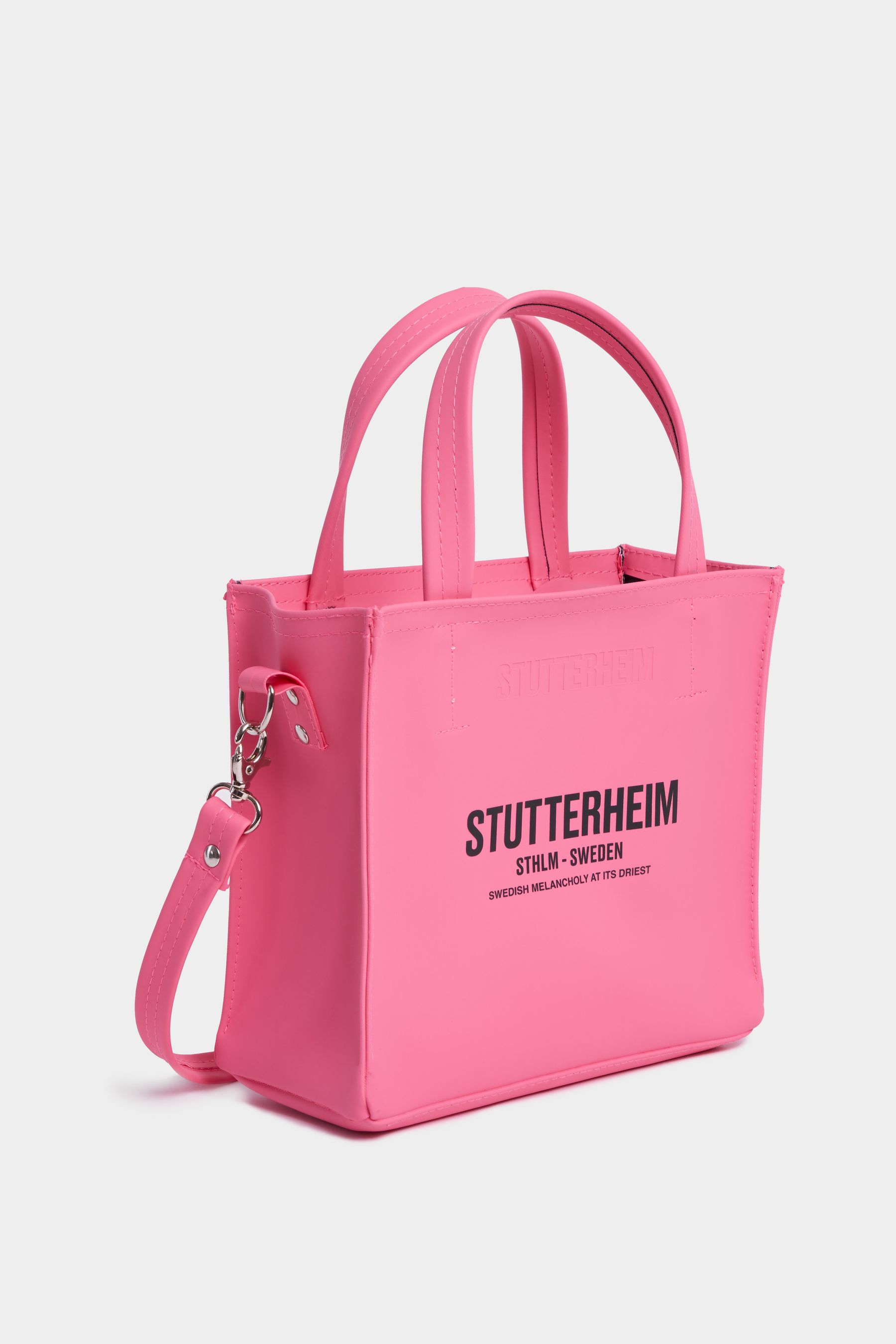 stutterheim biblio bag bubblegum accessories bags handbags