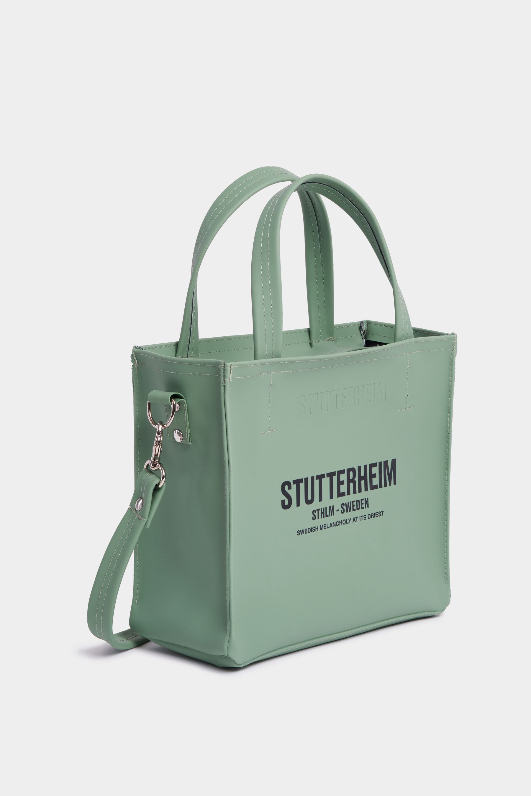 stutterheim biblio bag loden green accessories bags handbags