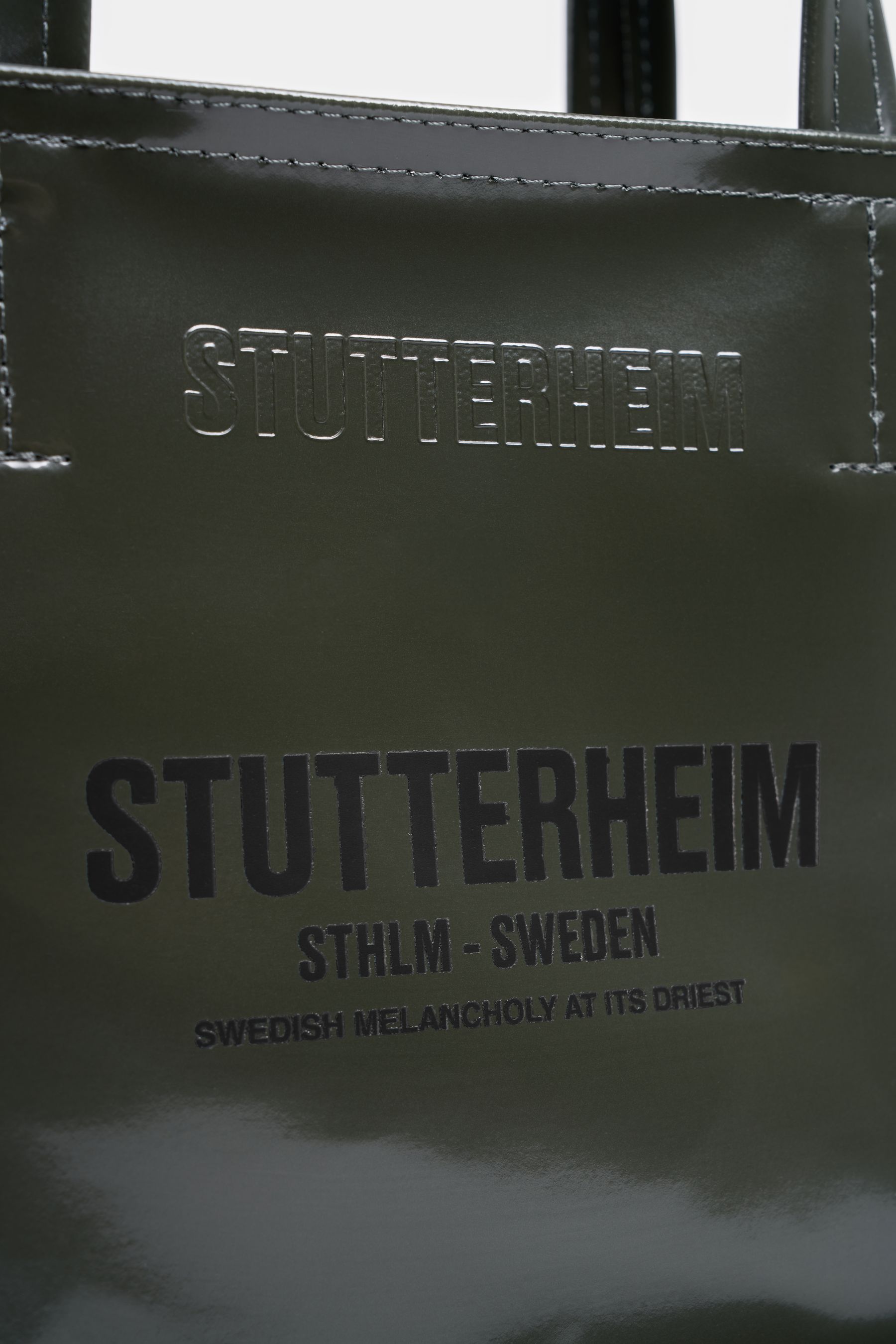 stutterheim biblio opal bag green accessories bags handbags