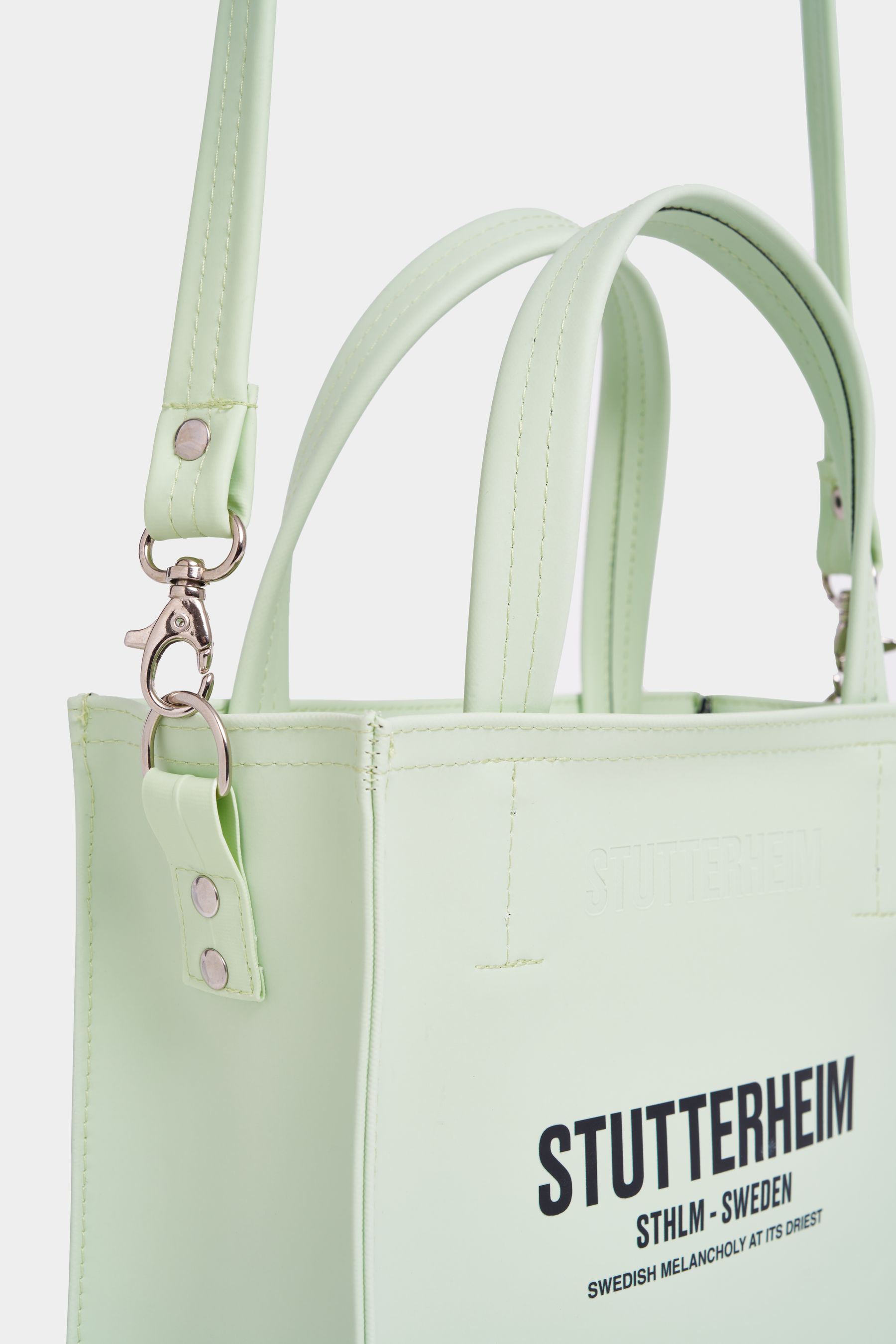 stutterheim biblio bag seafoam green accessories bags handbags