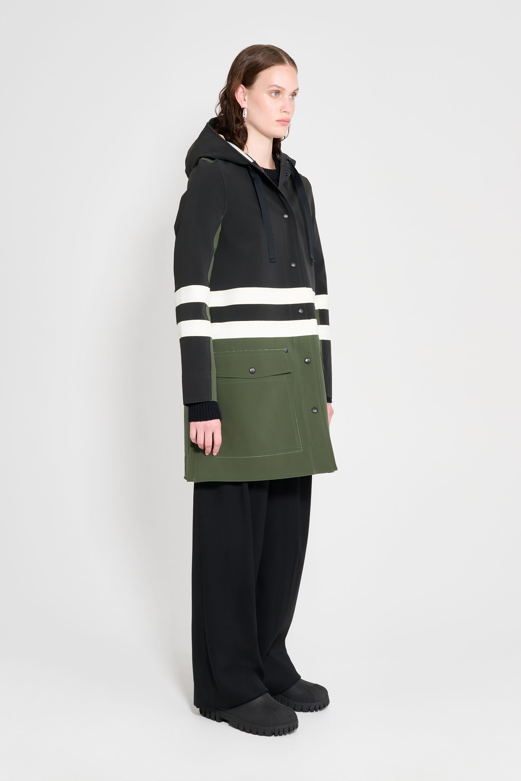 stutterheim blackeberg black/green/white women jackets raincoats