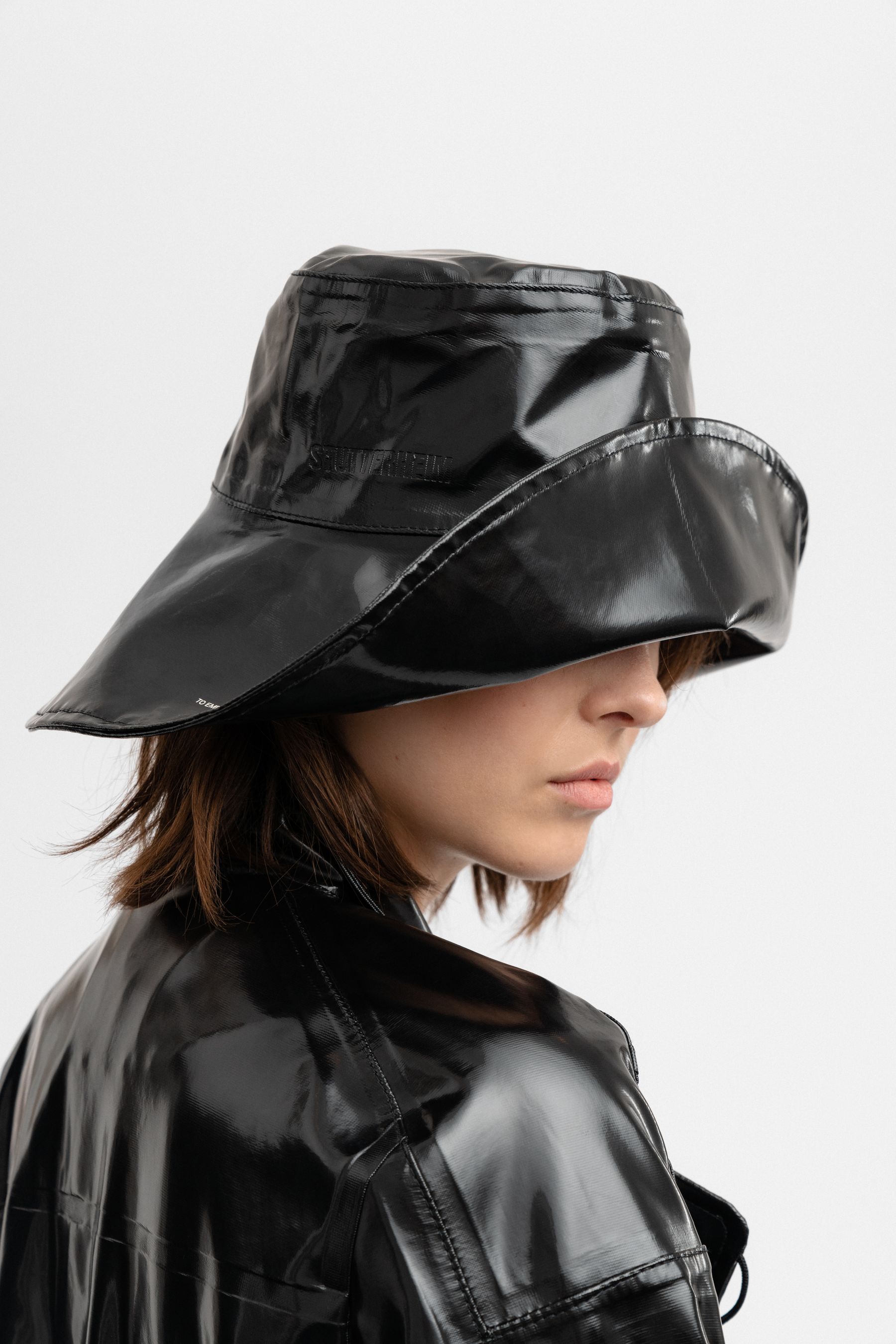 stutterheim bockholmen opal bucket hat black accessories hats-and-scarves bucket-hats