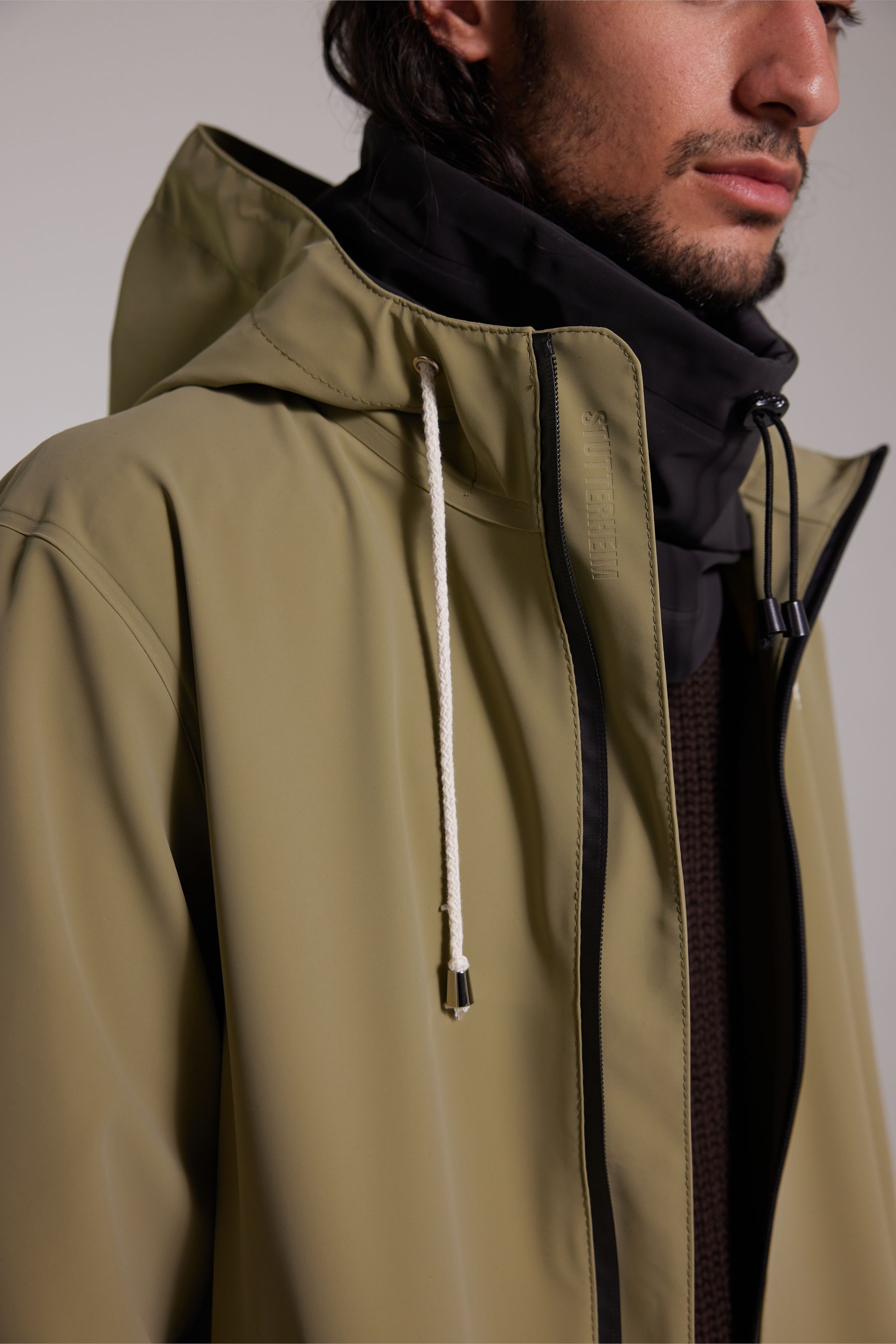 stutterheim camden lightweight matte parka aloe men jackets parkas