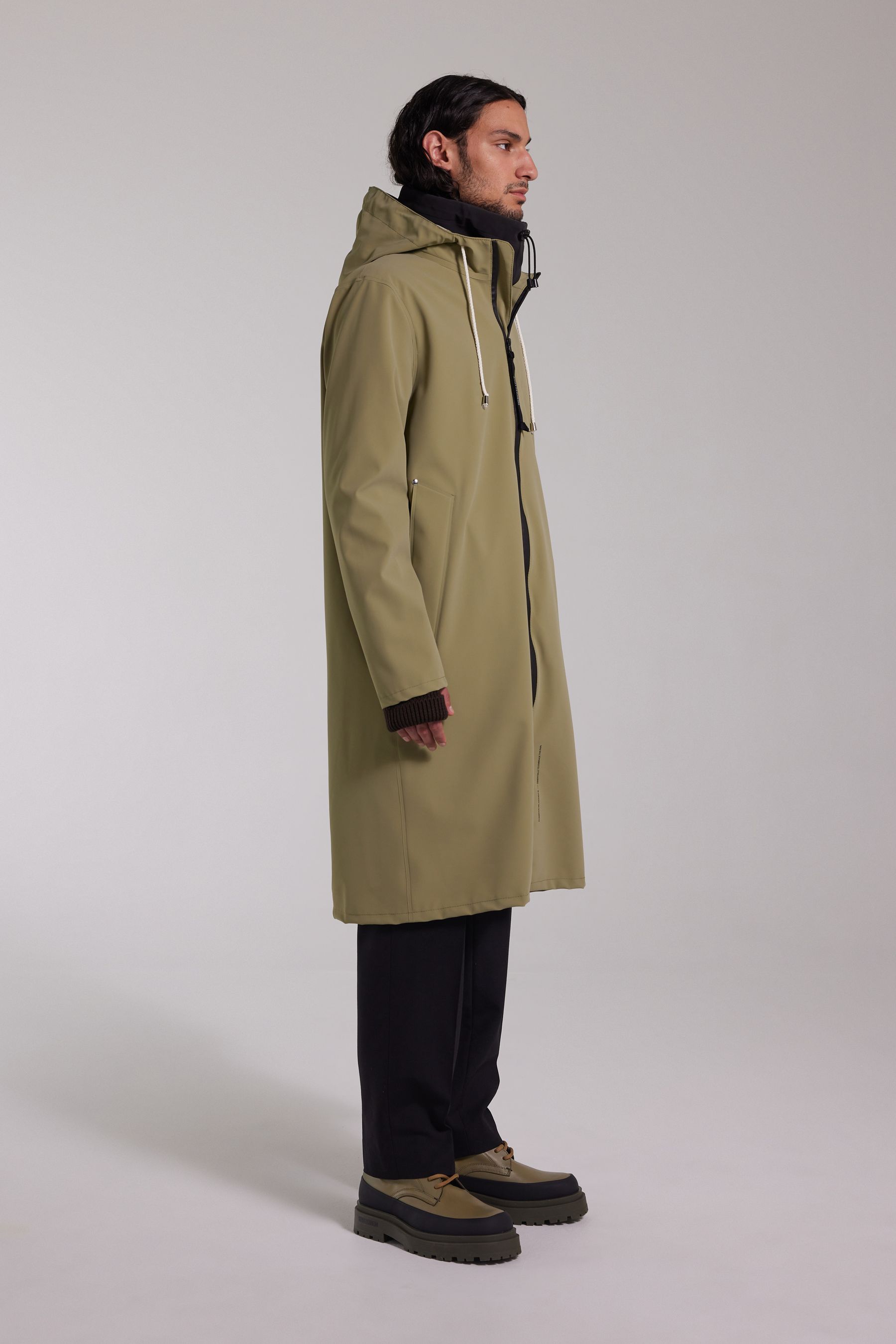 stutterheim camden lightweight matte parka aloe men jackets parkas