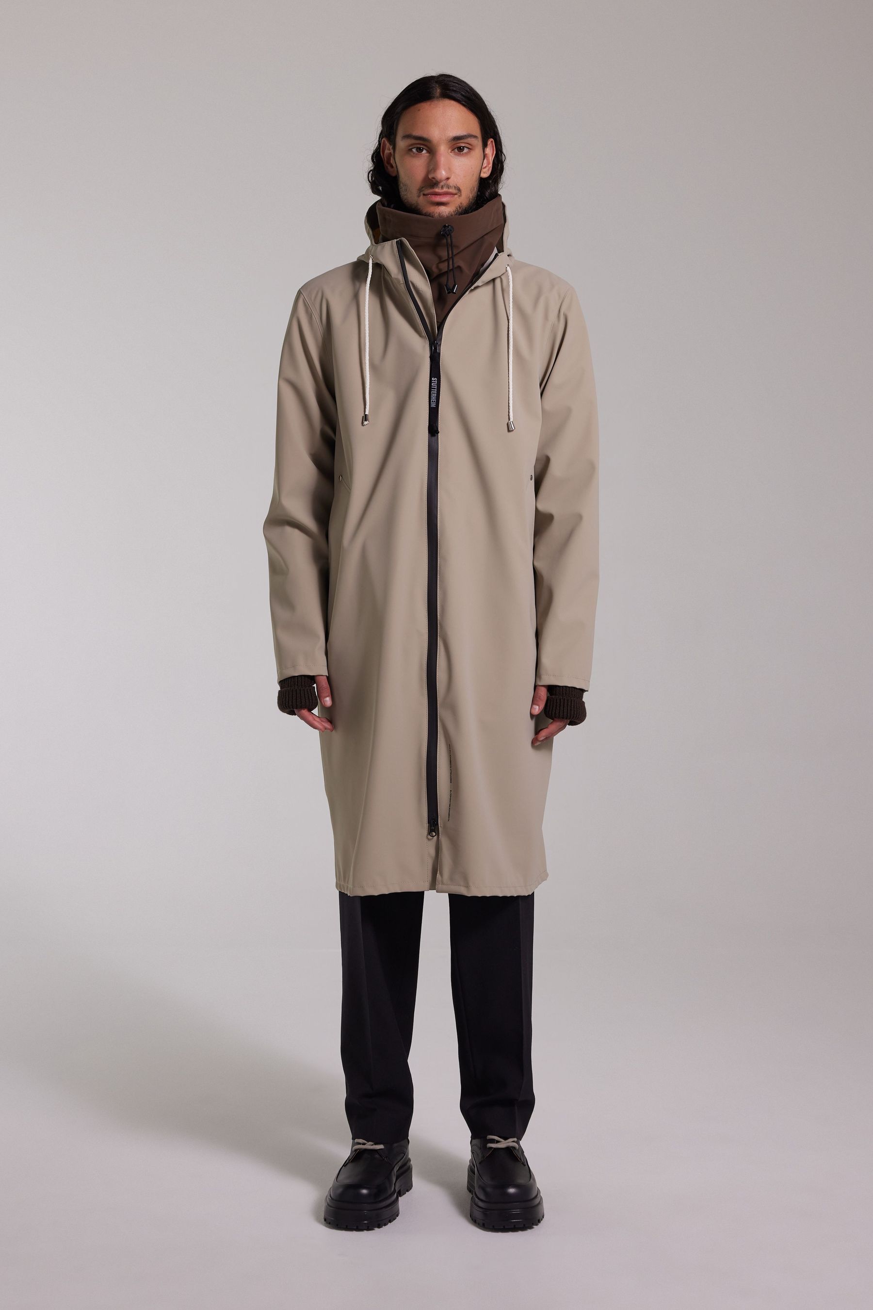stutterheim camden lightweight matte parka potato men jackets parkas