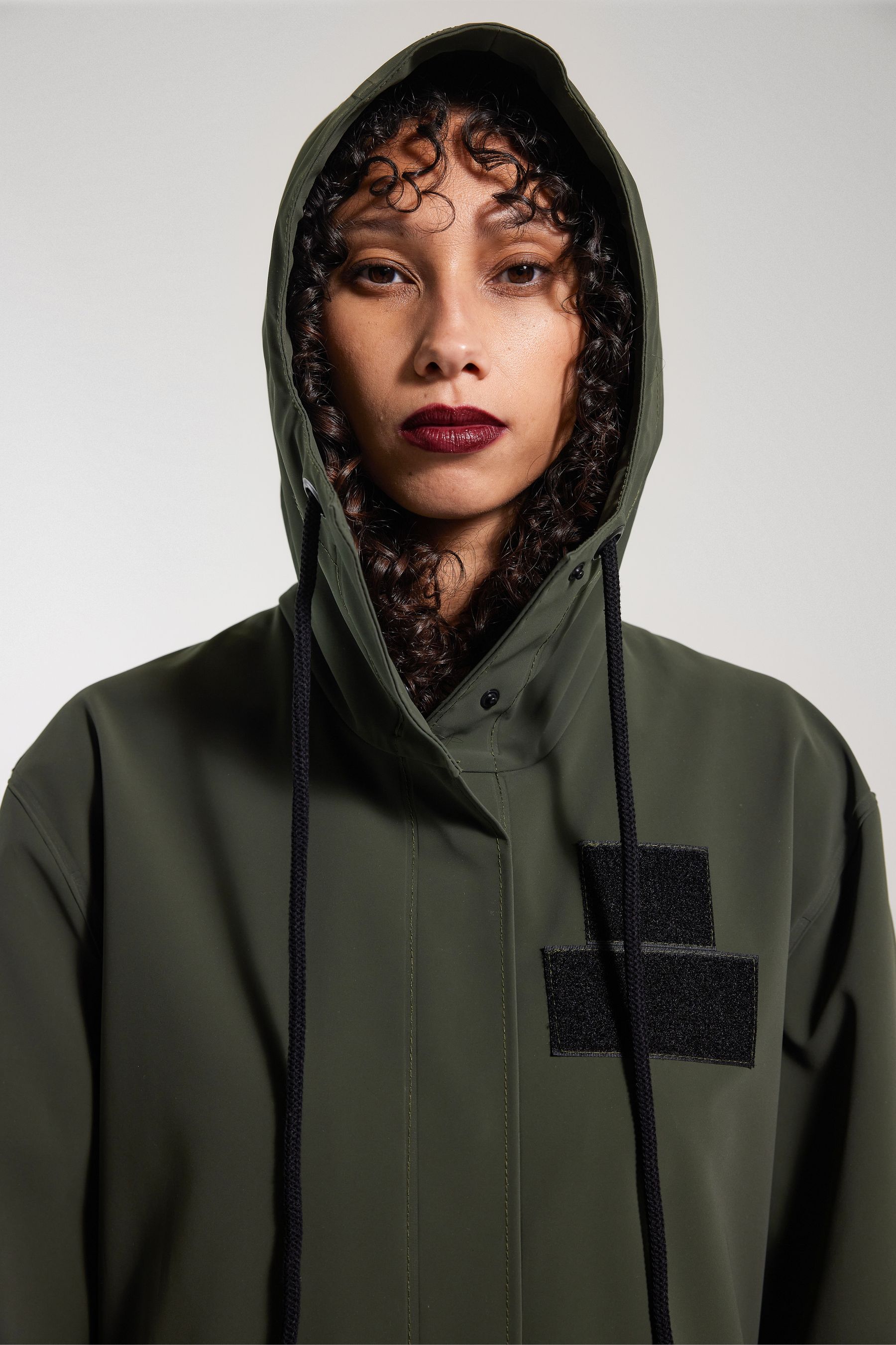 stutterheim chatham matte raincoat green women jackets long-raincoats