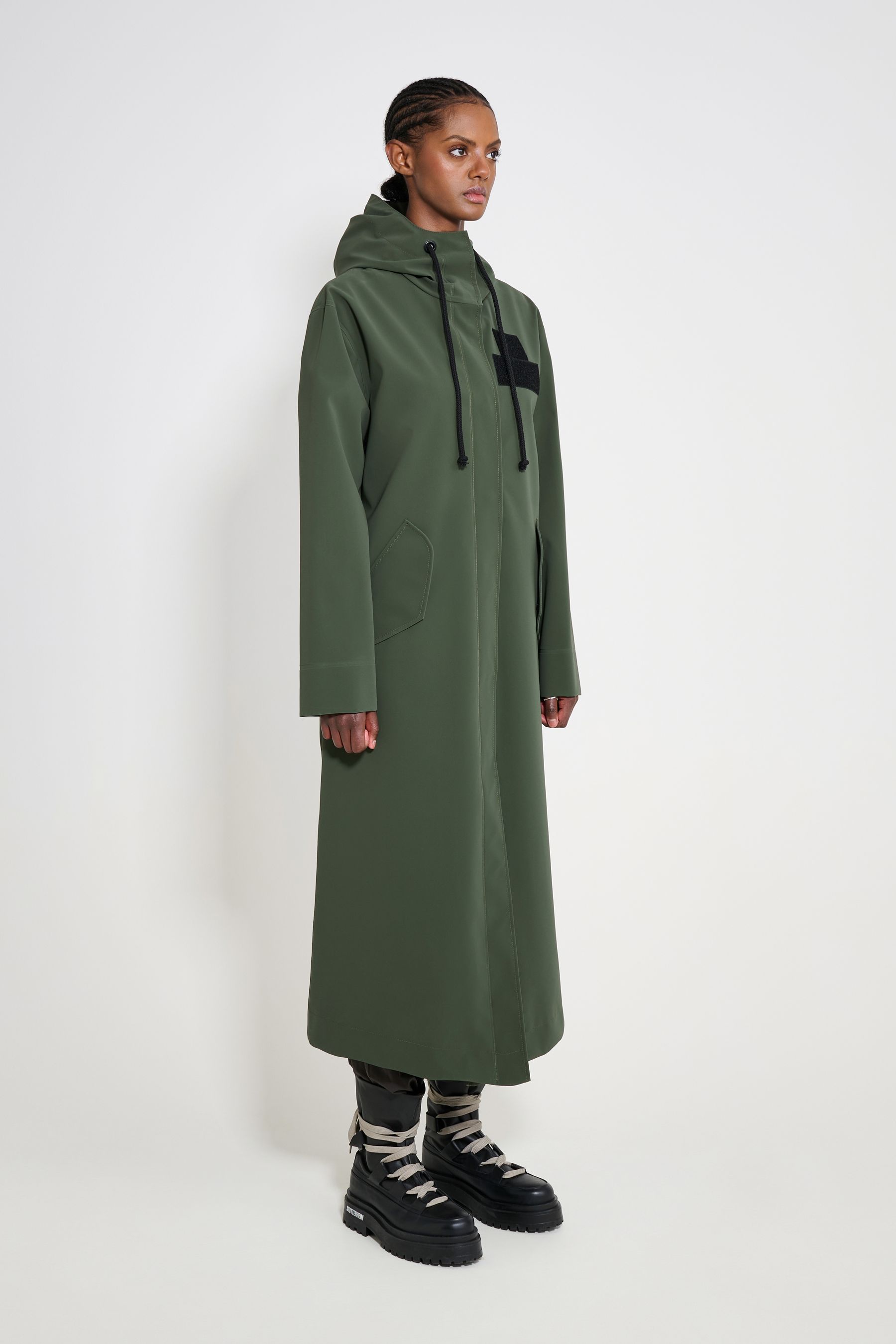 stutterheim chatham matte raincoat green women jackets long-raincoats