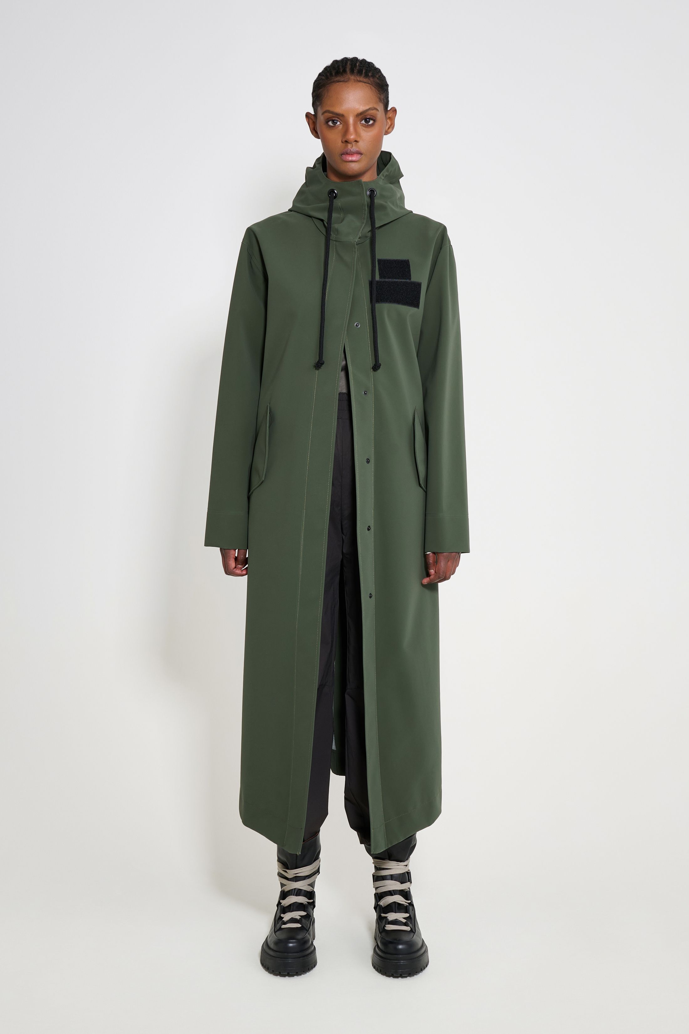 stutterheim chatham matte raincoat green women jackets long-raincoats