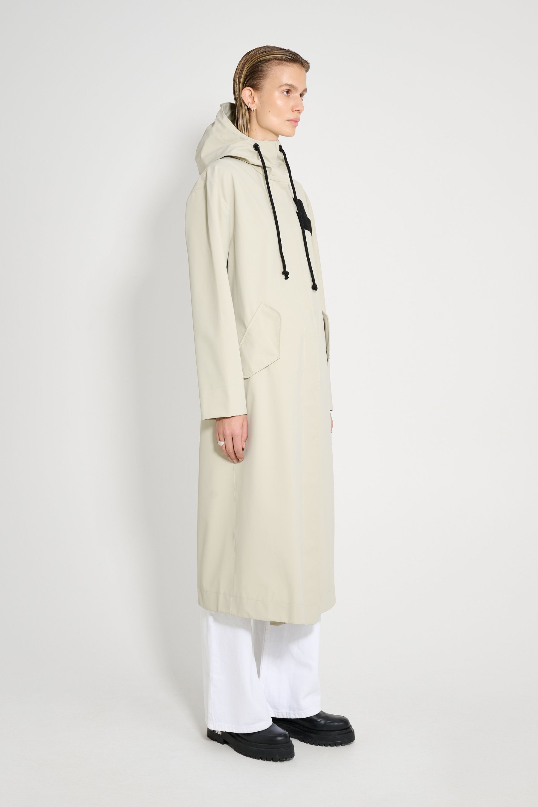 stutterheim chatham matte raincoat pelican women jackets long-raincoats
