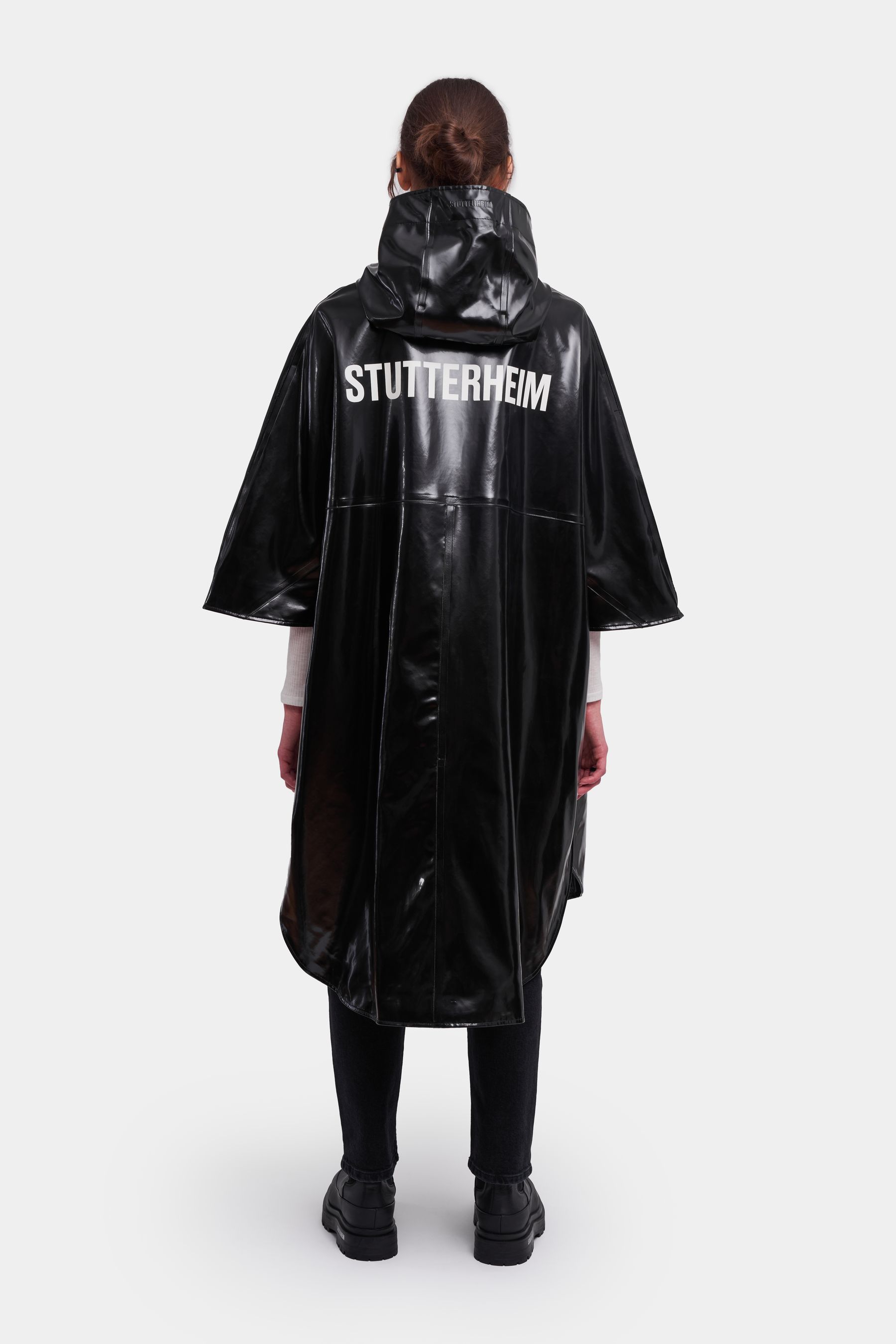 stutterheim concert print opal poncho black women jackets ponchos