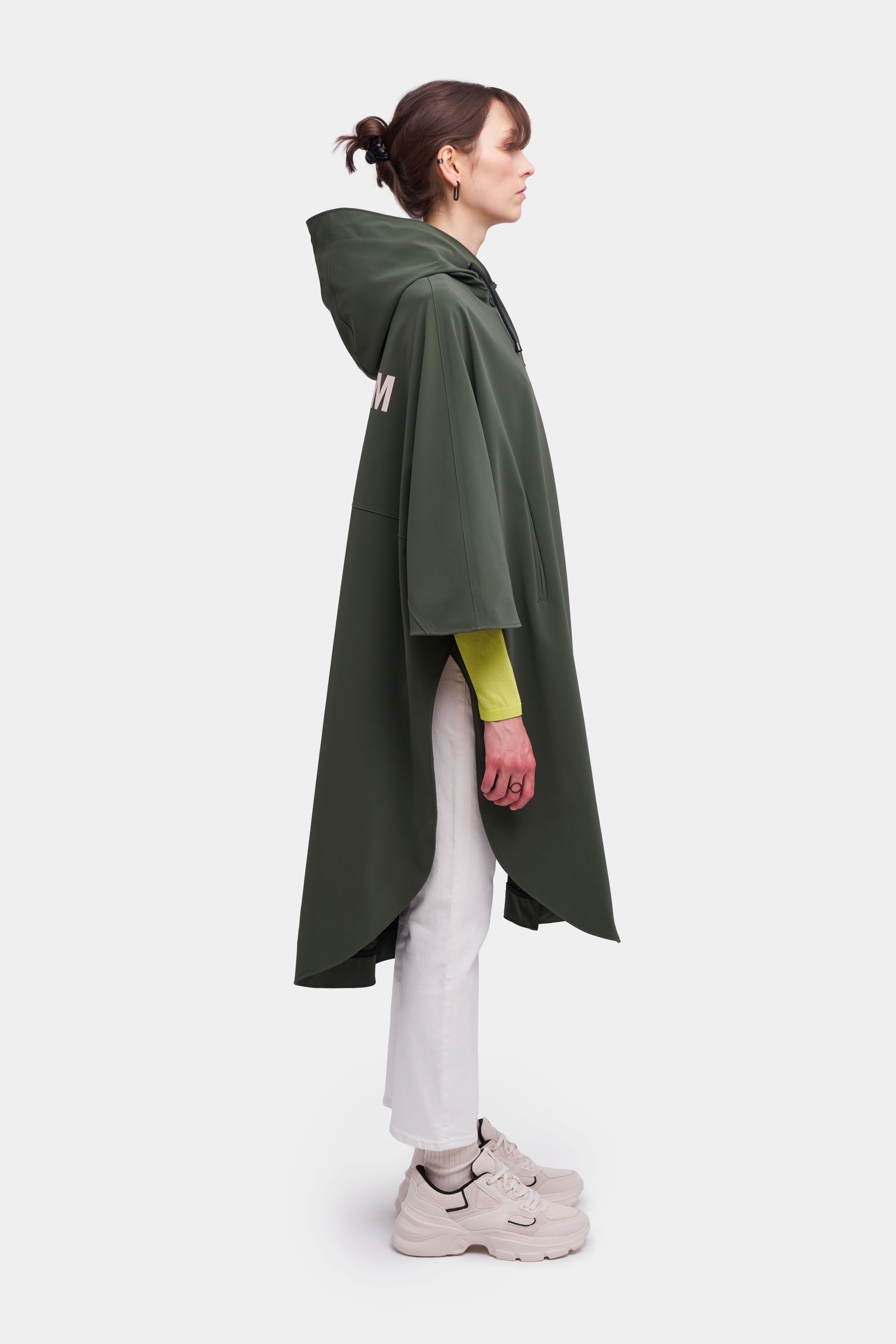 stutterheim concert print matte poncho dark green women jackets ponchos
