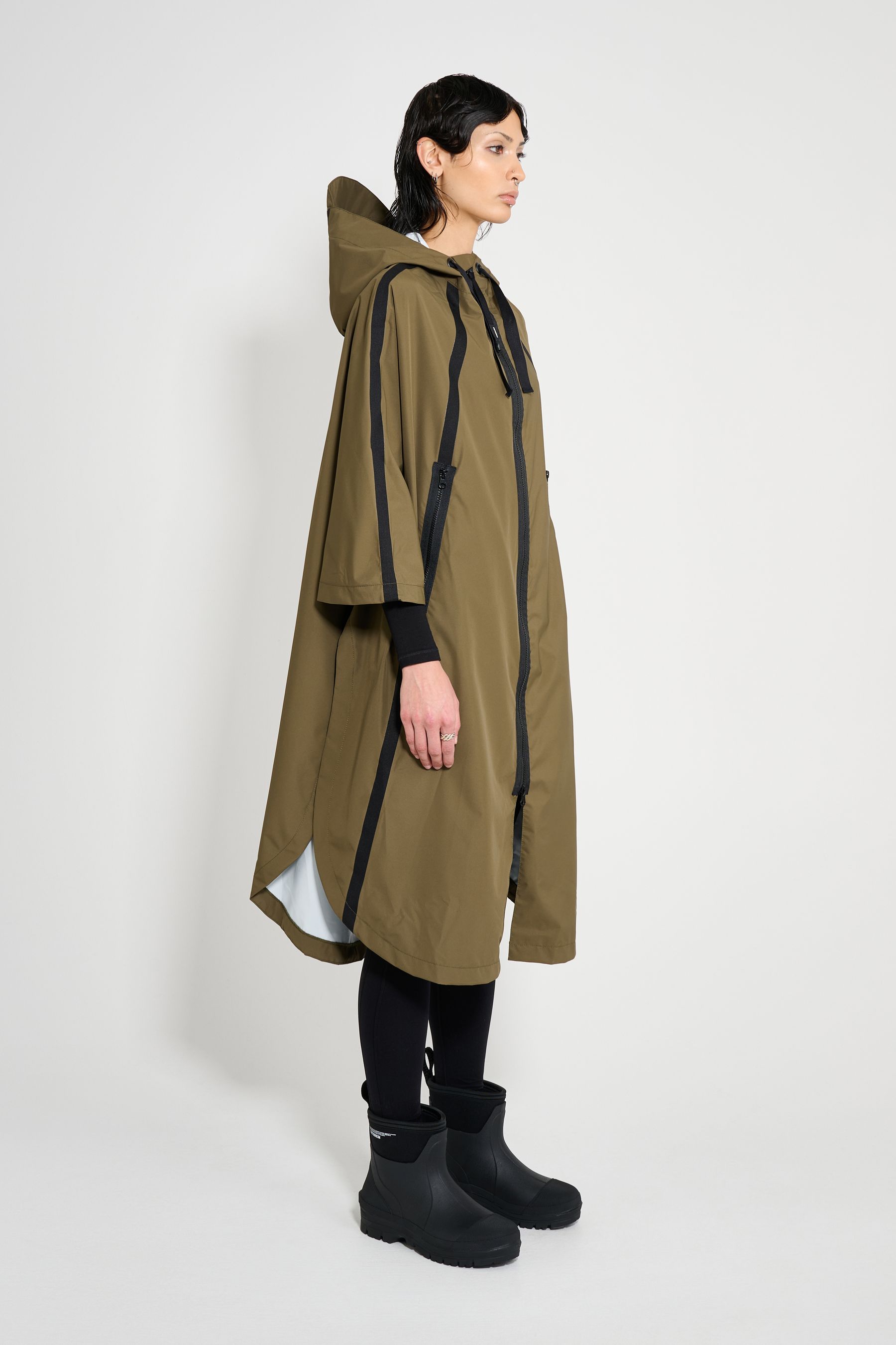 stutterheim concert tape poncho green women jackets ponchos