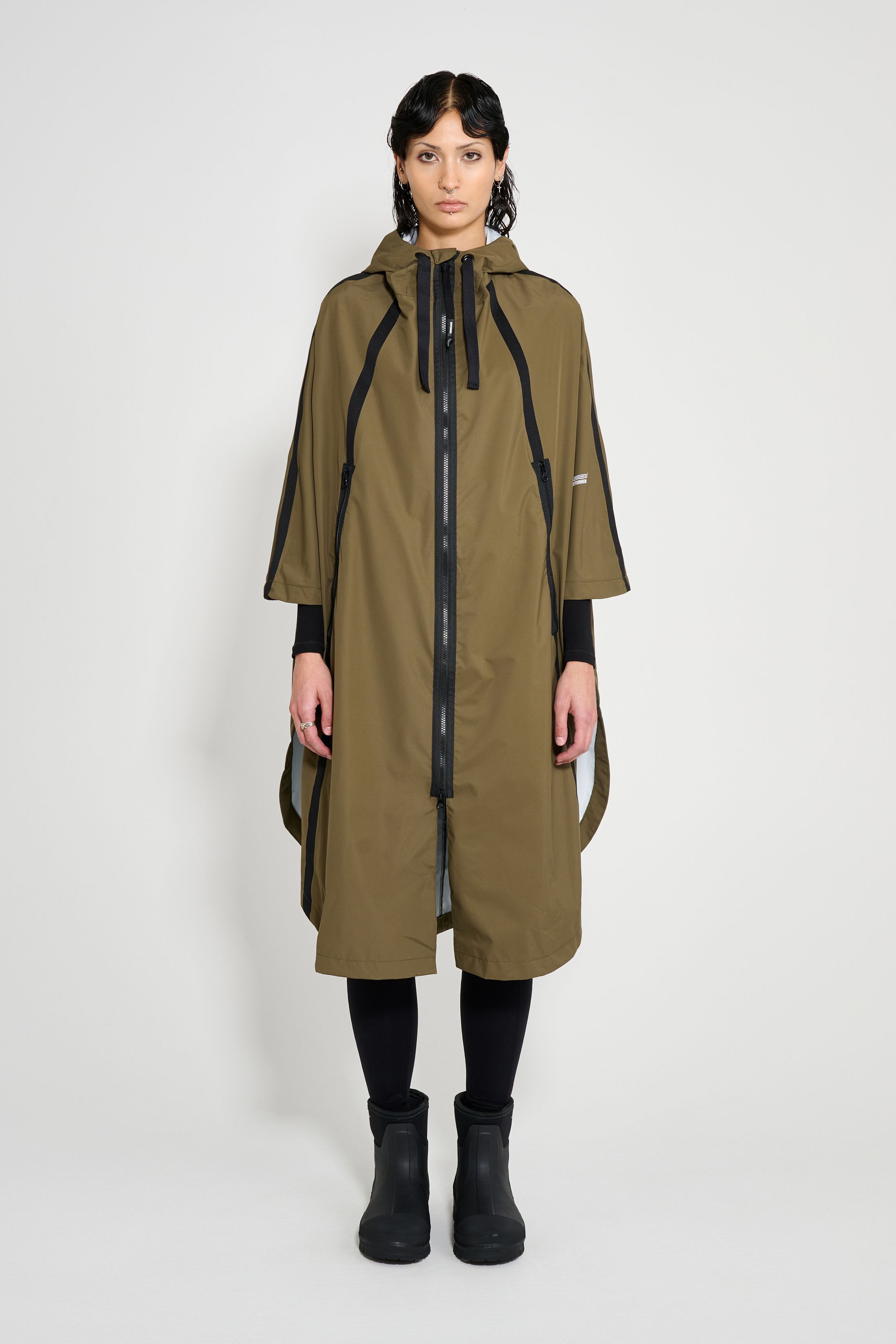stutterheim concert tape poncho green women jackets ponchos