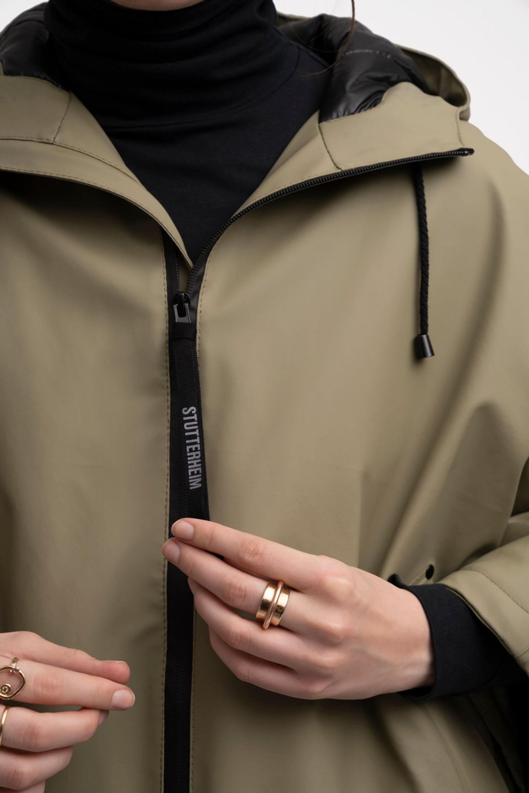 stutterheim concert winter poncho aloe women jackets winter-coats