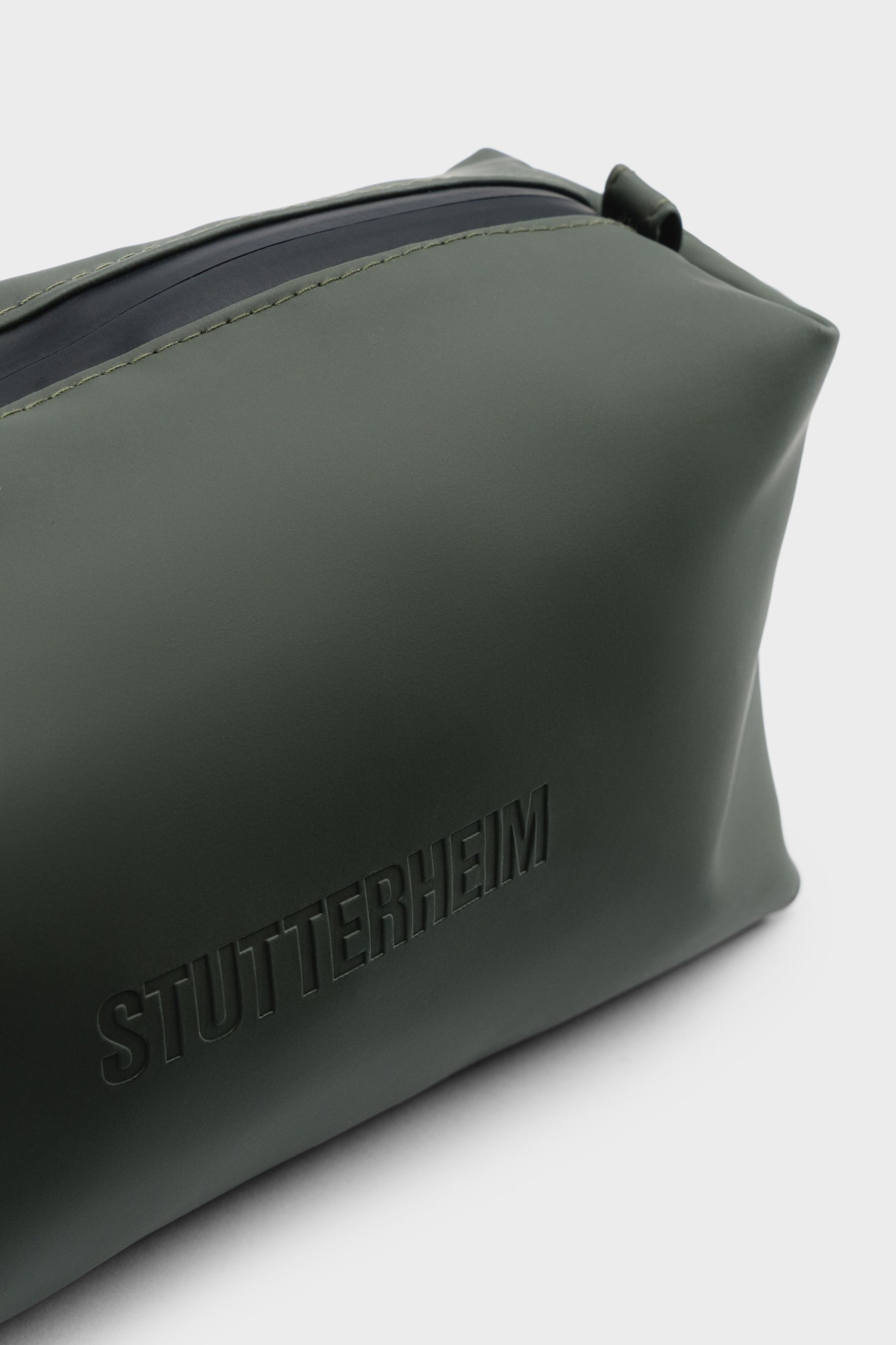 stutterheim container large wash bag green accessories bags wash-bags