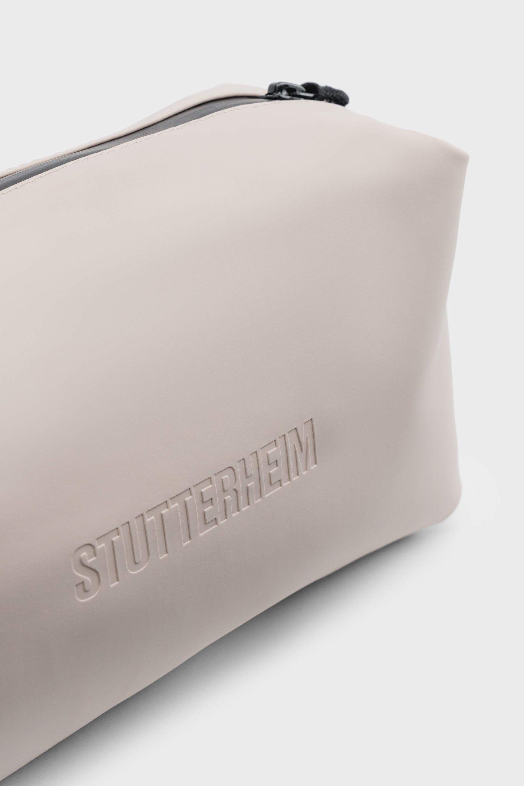 stutterheim container large wash bag light sand accessories bags wash-bags