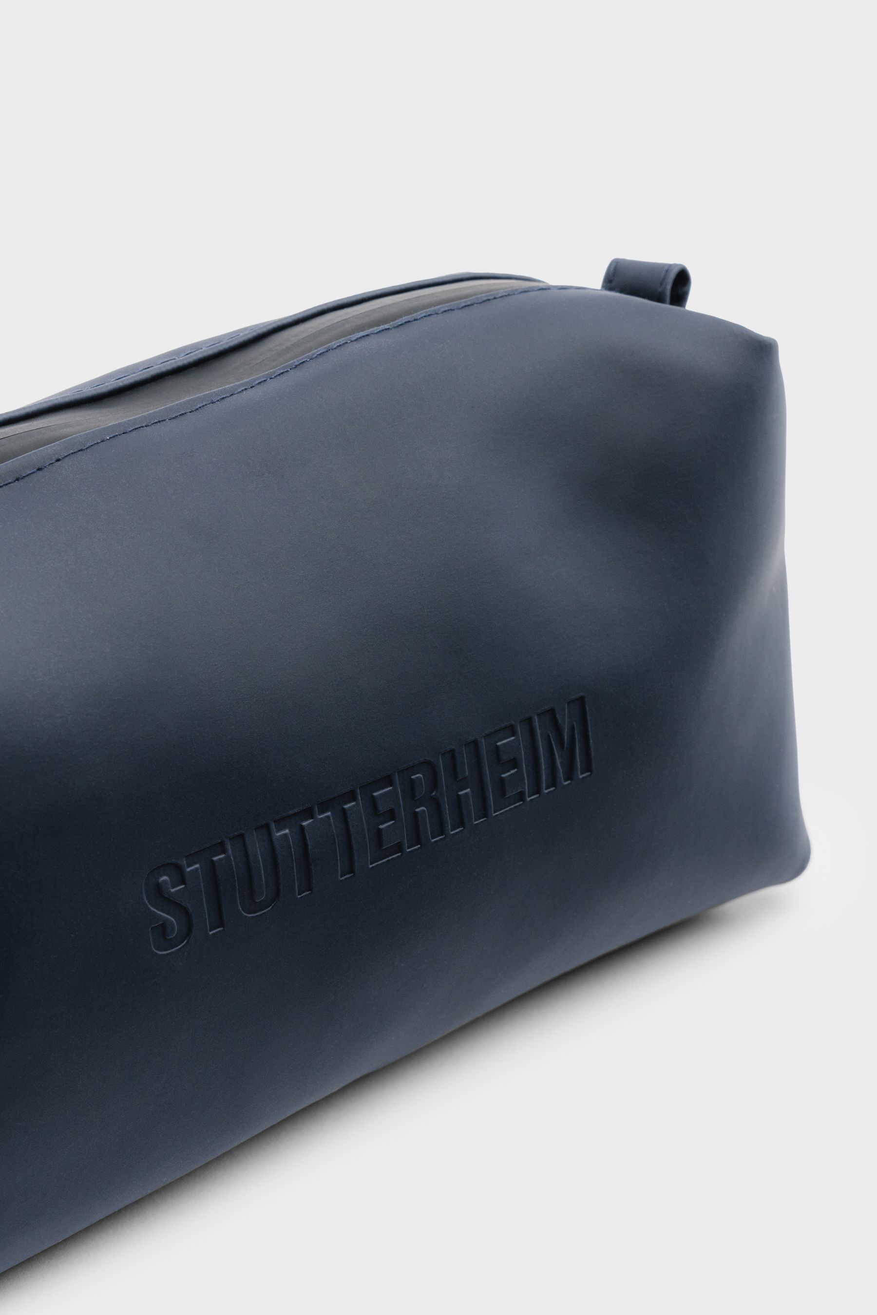 stutterheim container small wash bag navy accessories bags wash-bags