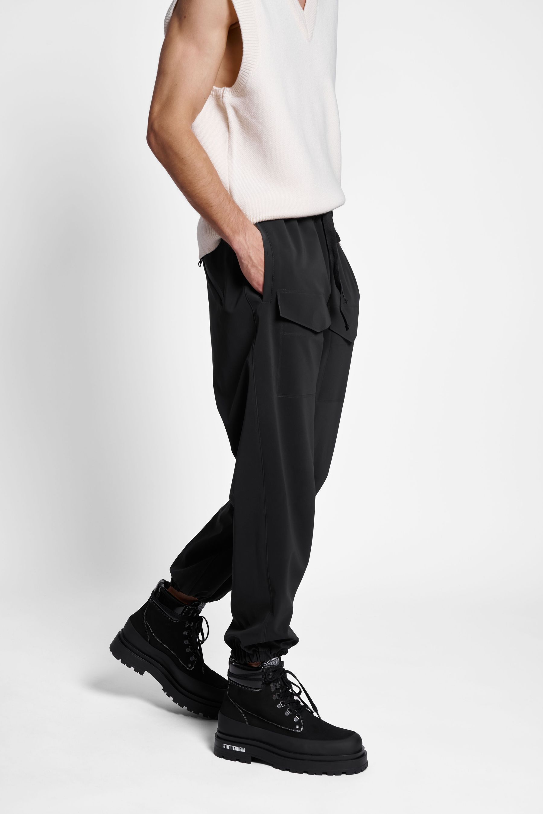 stutterheim dala matte trousers black men