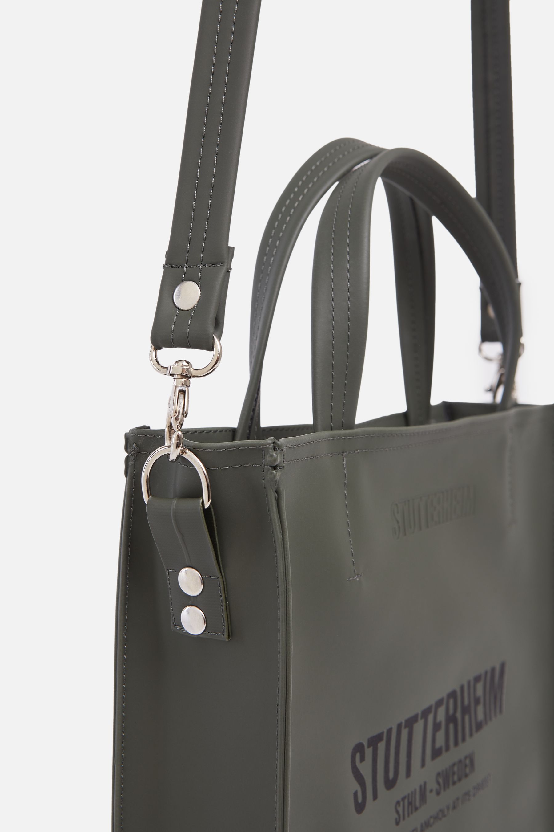 stutterheim djursholm bag green accessories bags tote-bags