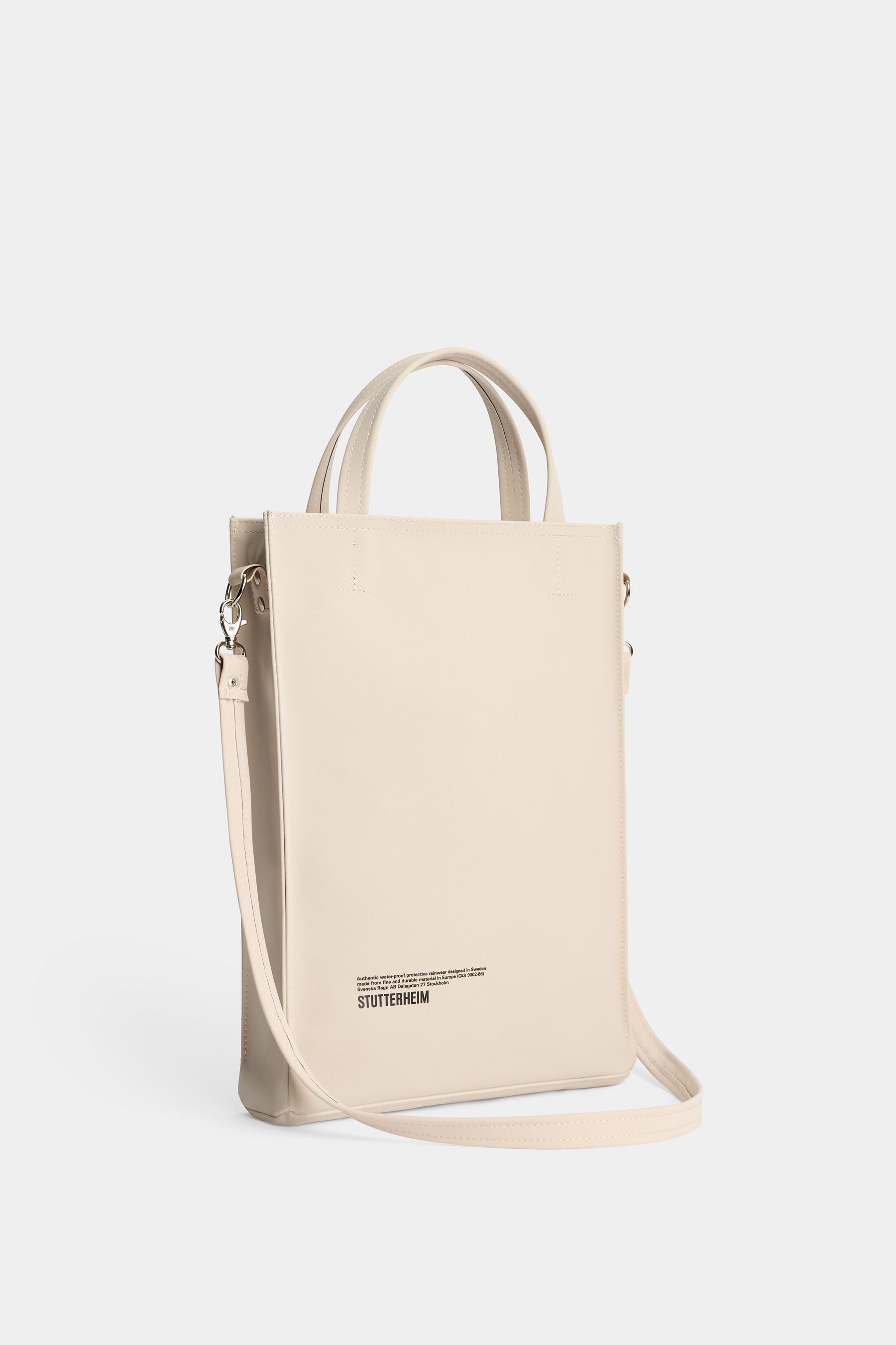 stutterheim djursholm bag matte light sand accessories bags tote-bags