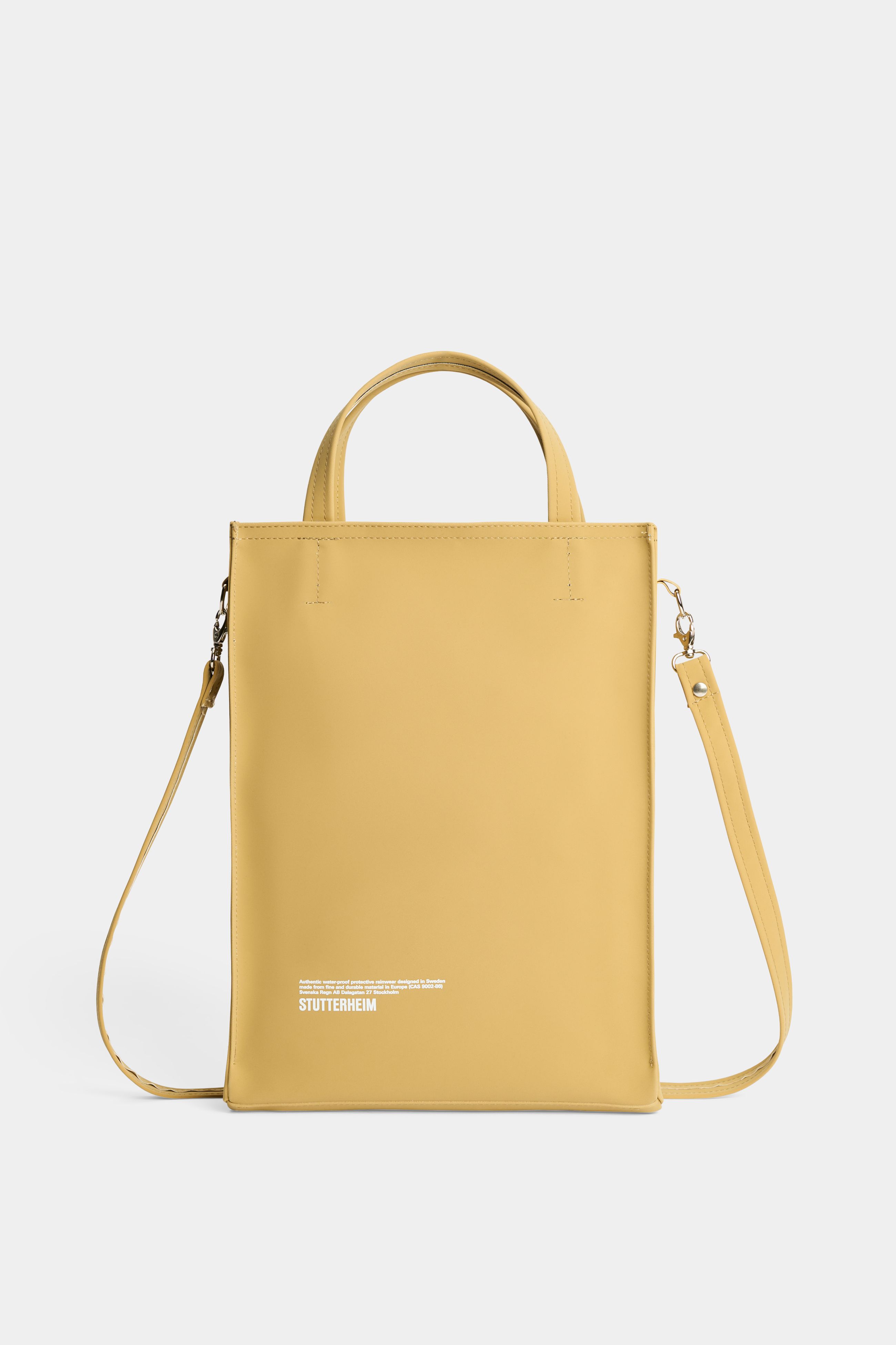 stutterheim djursholm bag matte sand accessories bags tote-bags