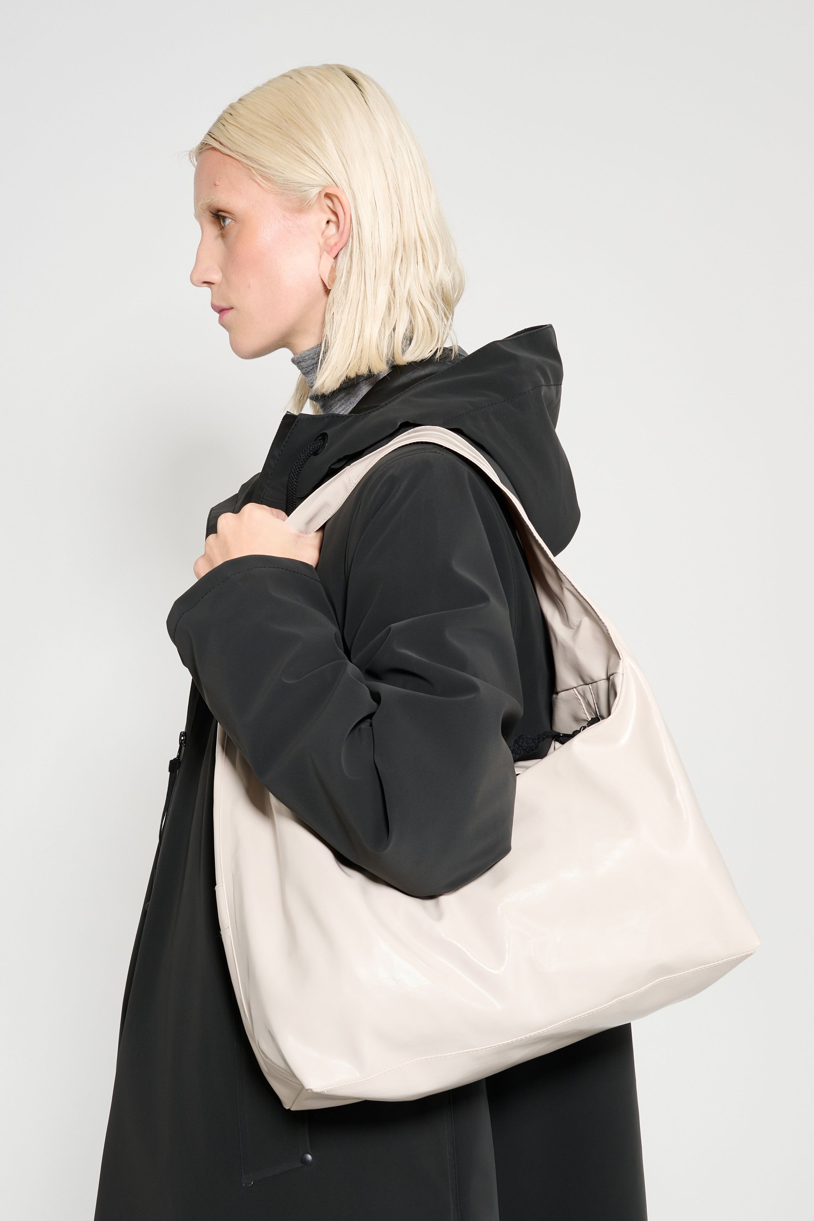 stutterheim ewa bag opal light sand accessories bags shoulder-bags